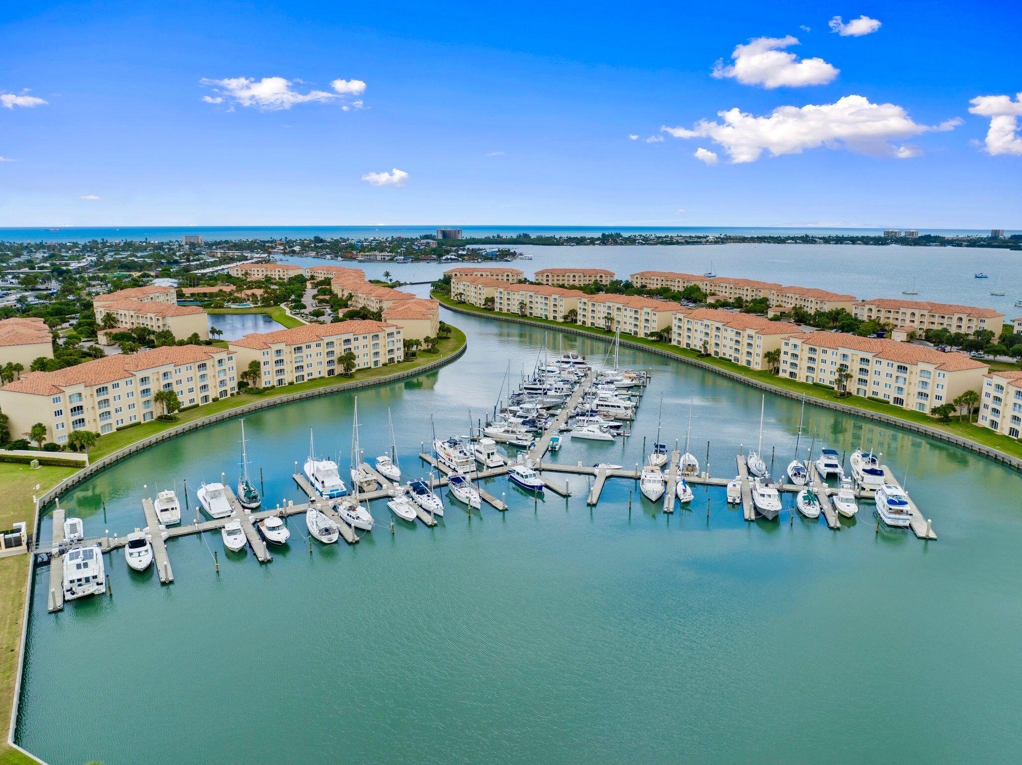 HARBOUR ISLE AT HUTCHINSON ISLAND WEST - Residential