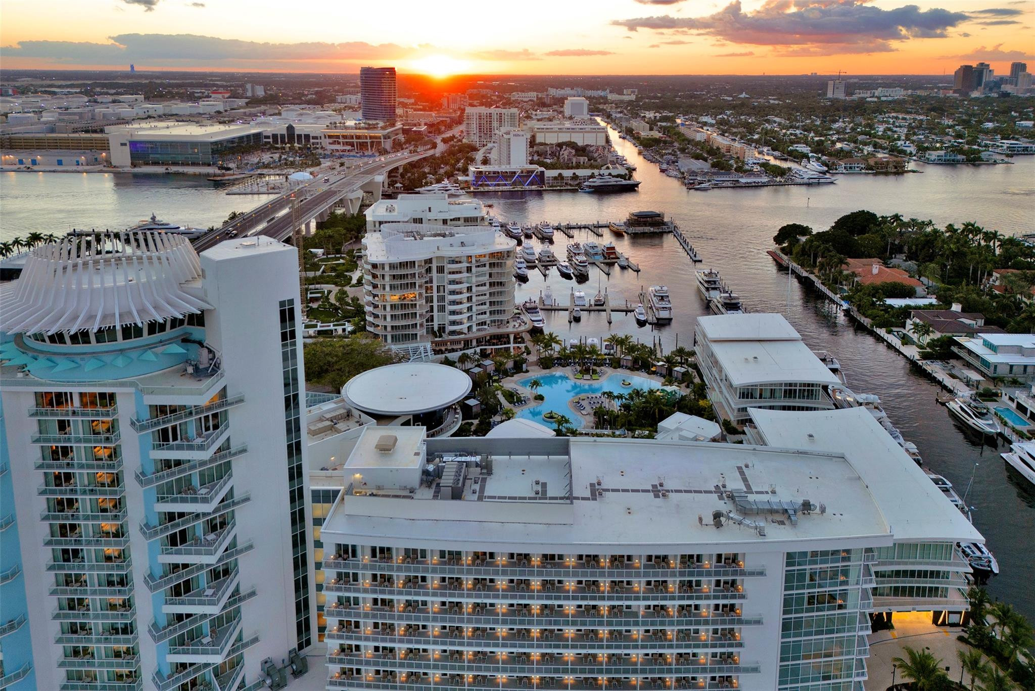 Azul Condominium - Residential
