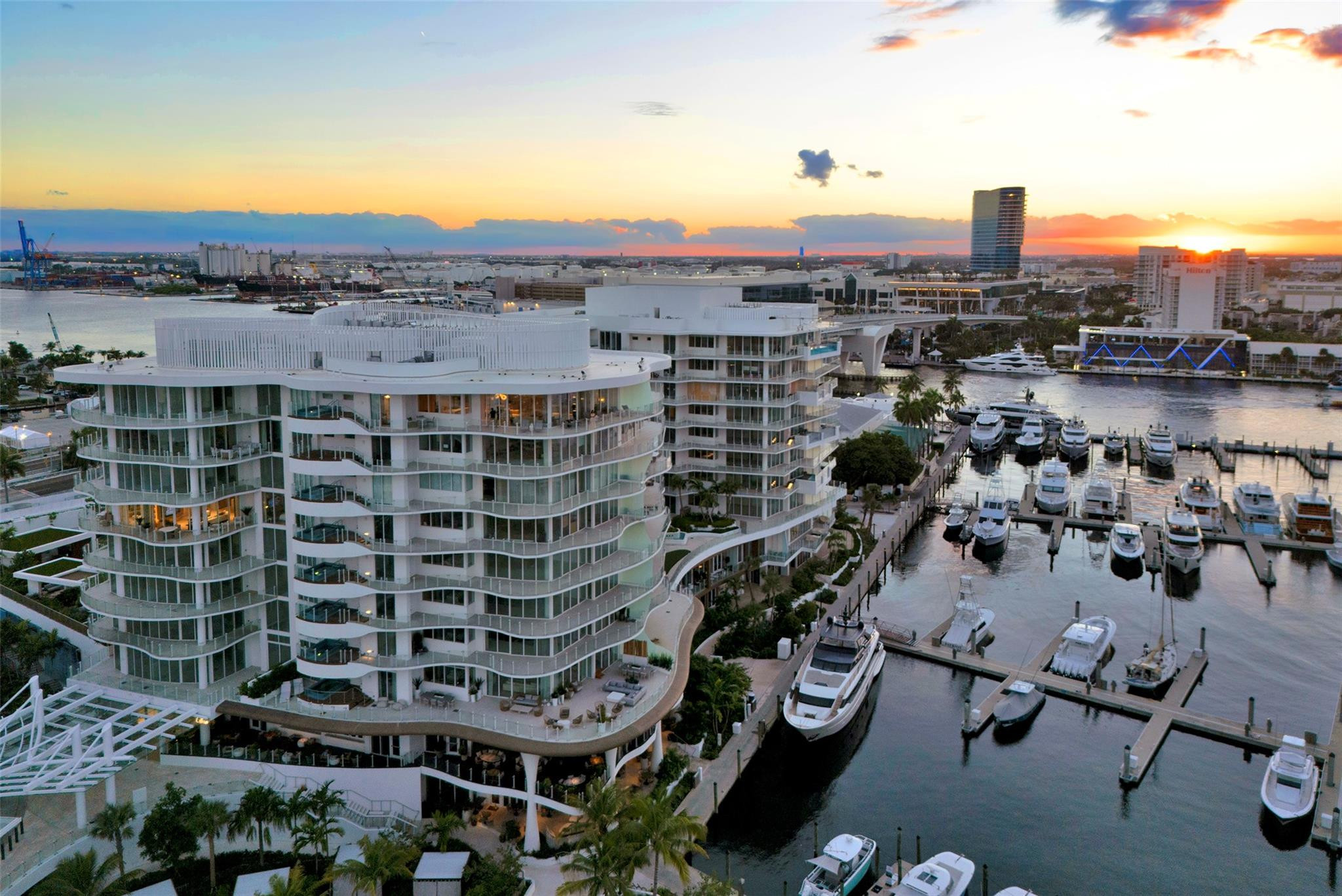 Azul Condominium - Residential