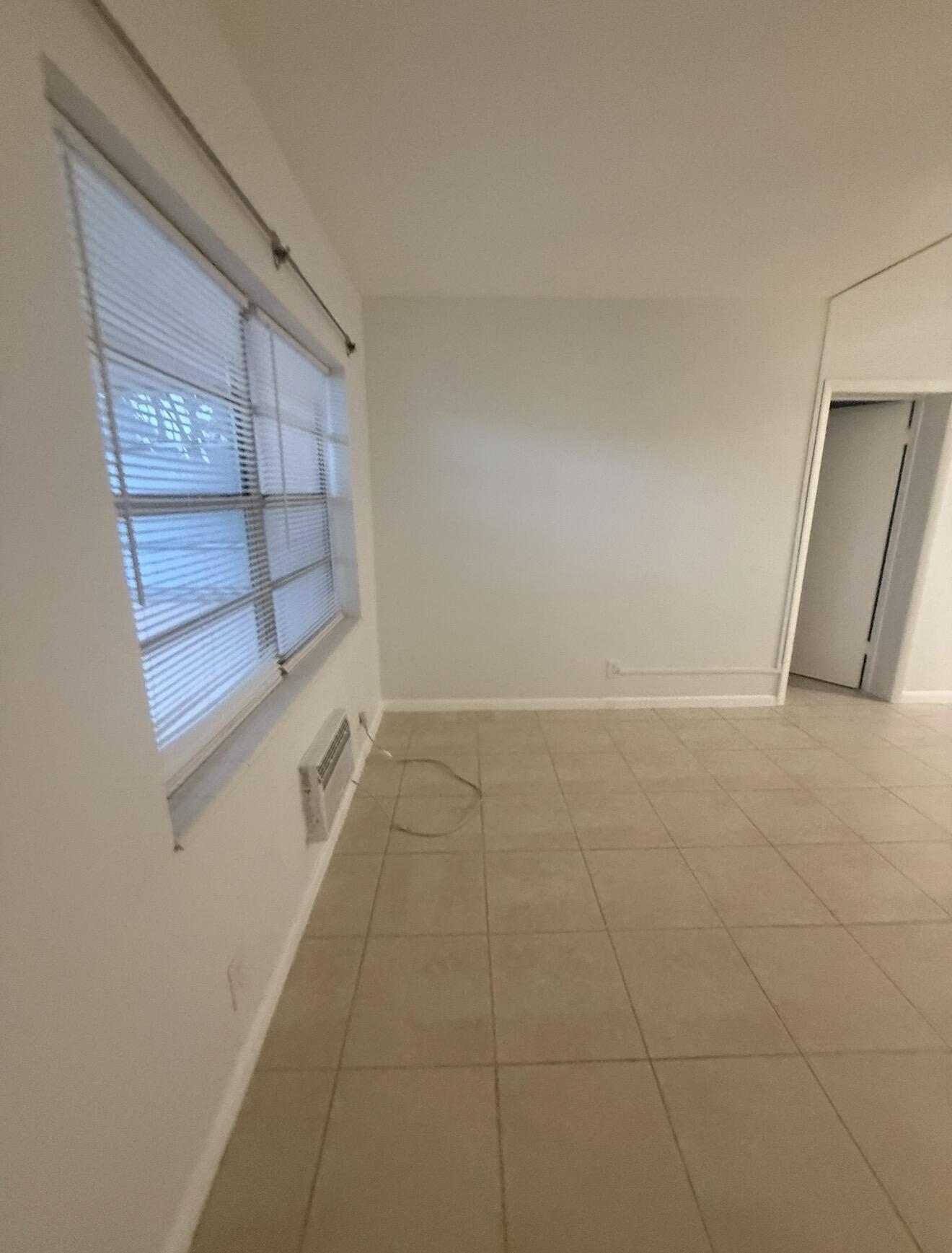 Lauder-Gate 26-48 B - Residential Lease