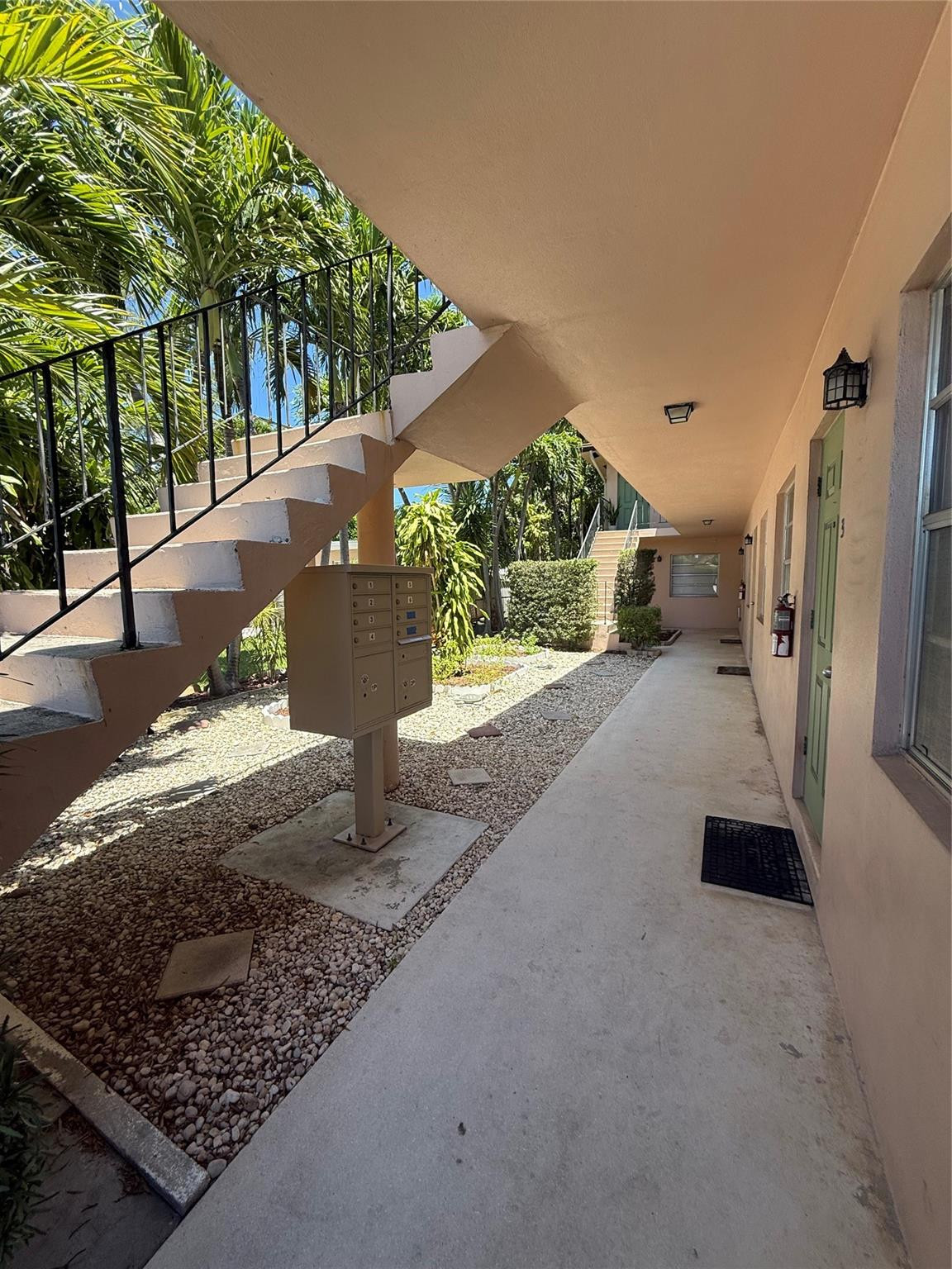 Lauder-Gate 26-48 B - Residential Lease