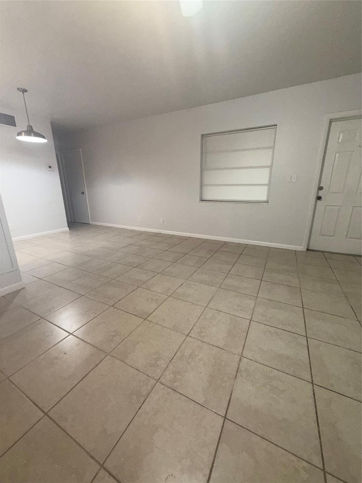 Lauder-Gate 26-48 B - Residential Lease