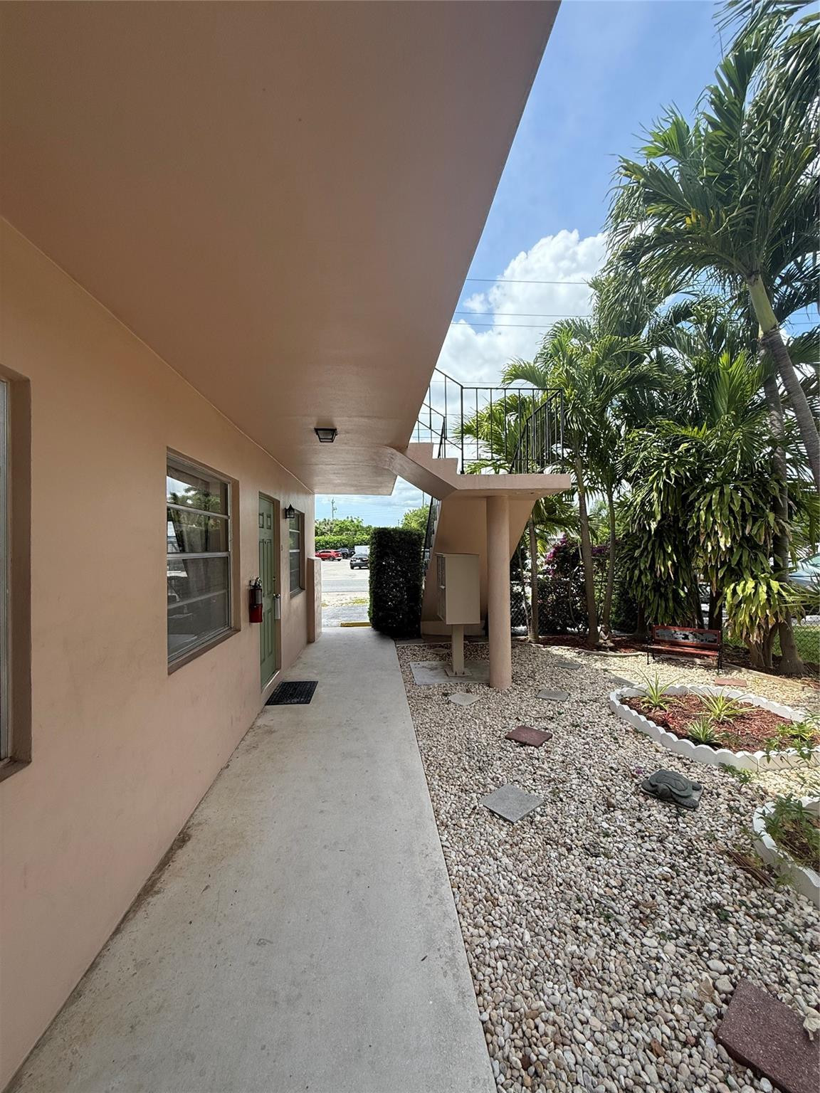 Lauder-Gate 26-48 B - Residential Lease