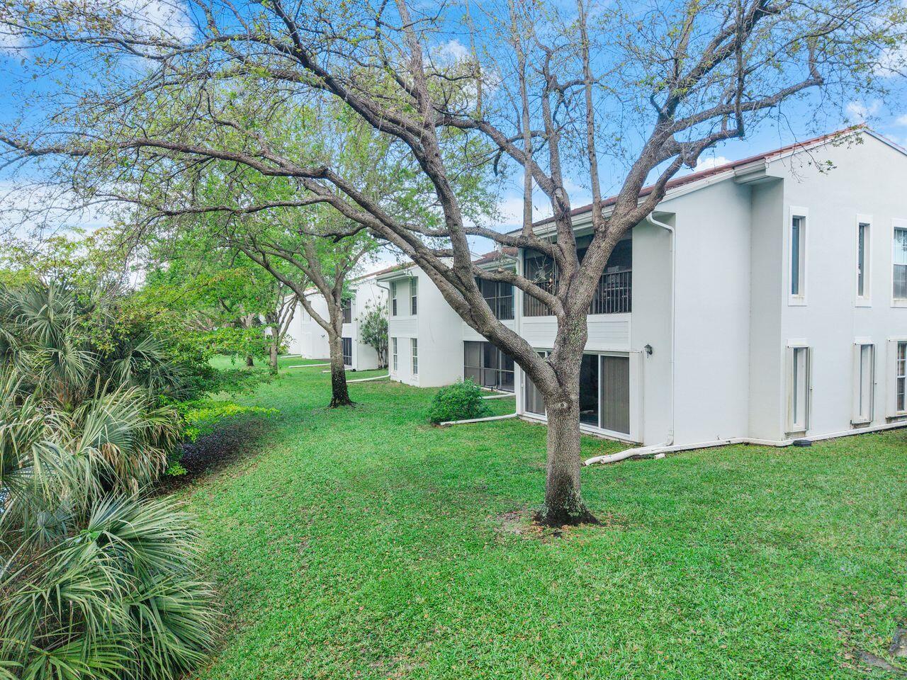 LAKES OF WOODHAVEN I AND II CONDO - Residential