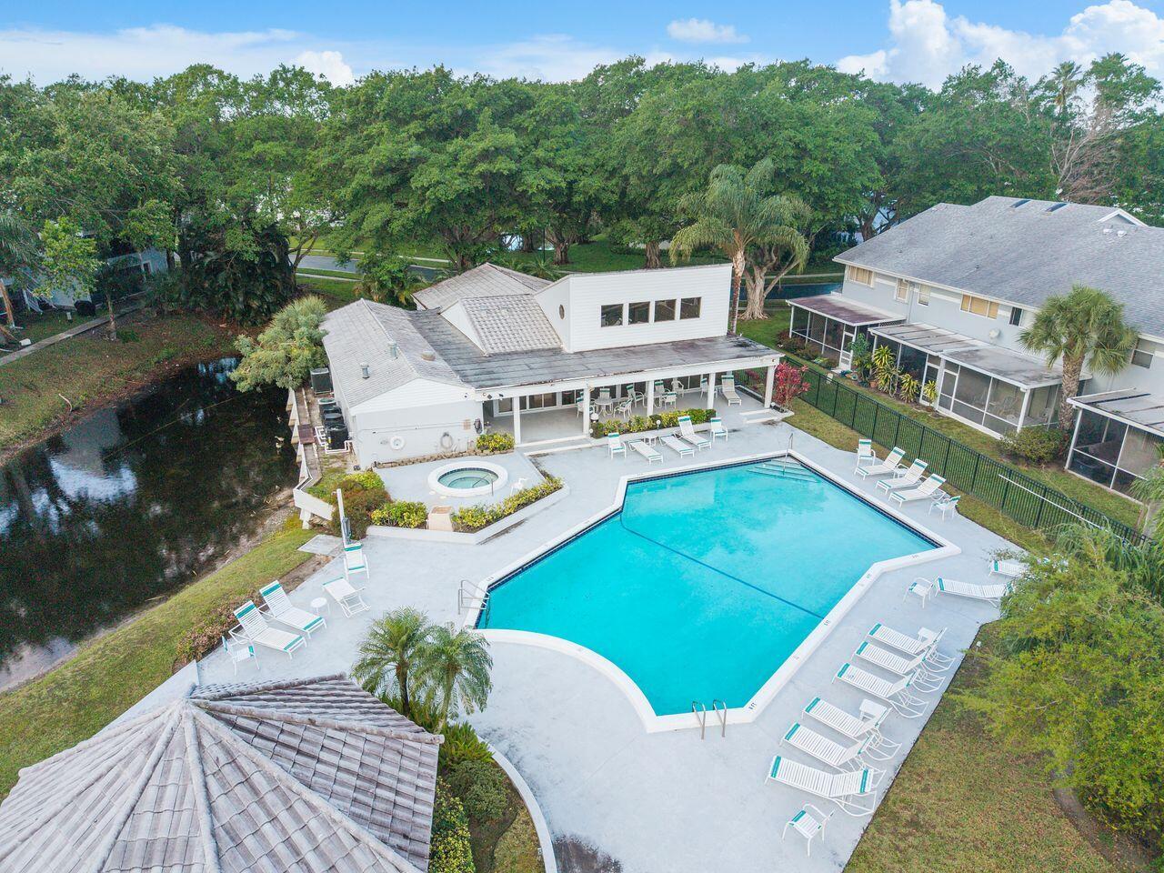 LAKES OF WOODHAVEN I AND II CONDO - Residential