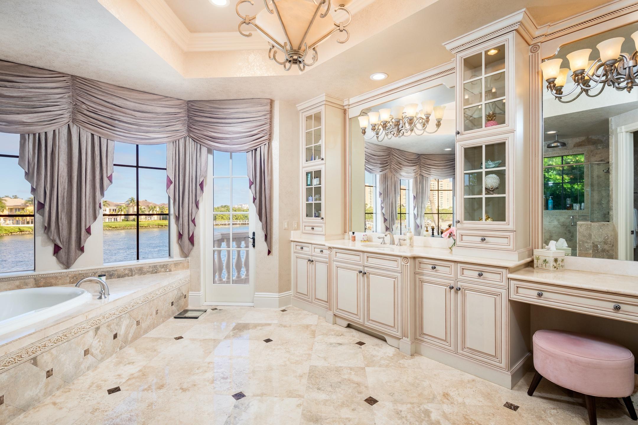 BOCA KEYS - Residential