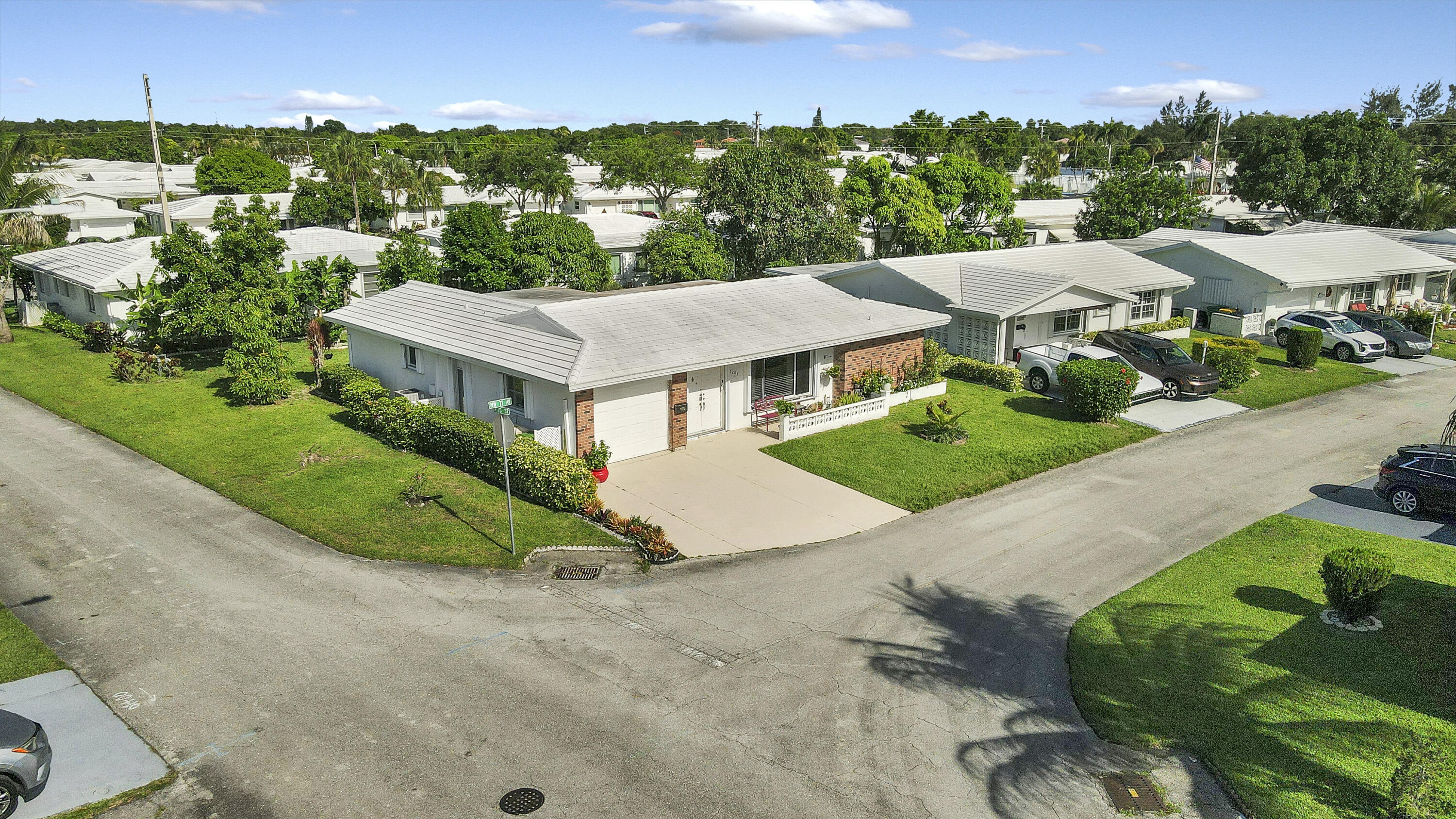 MAINLANDS OF TAMARAC LAKES - Residential