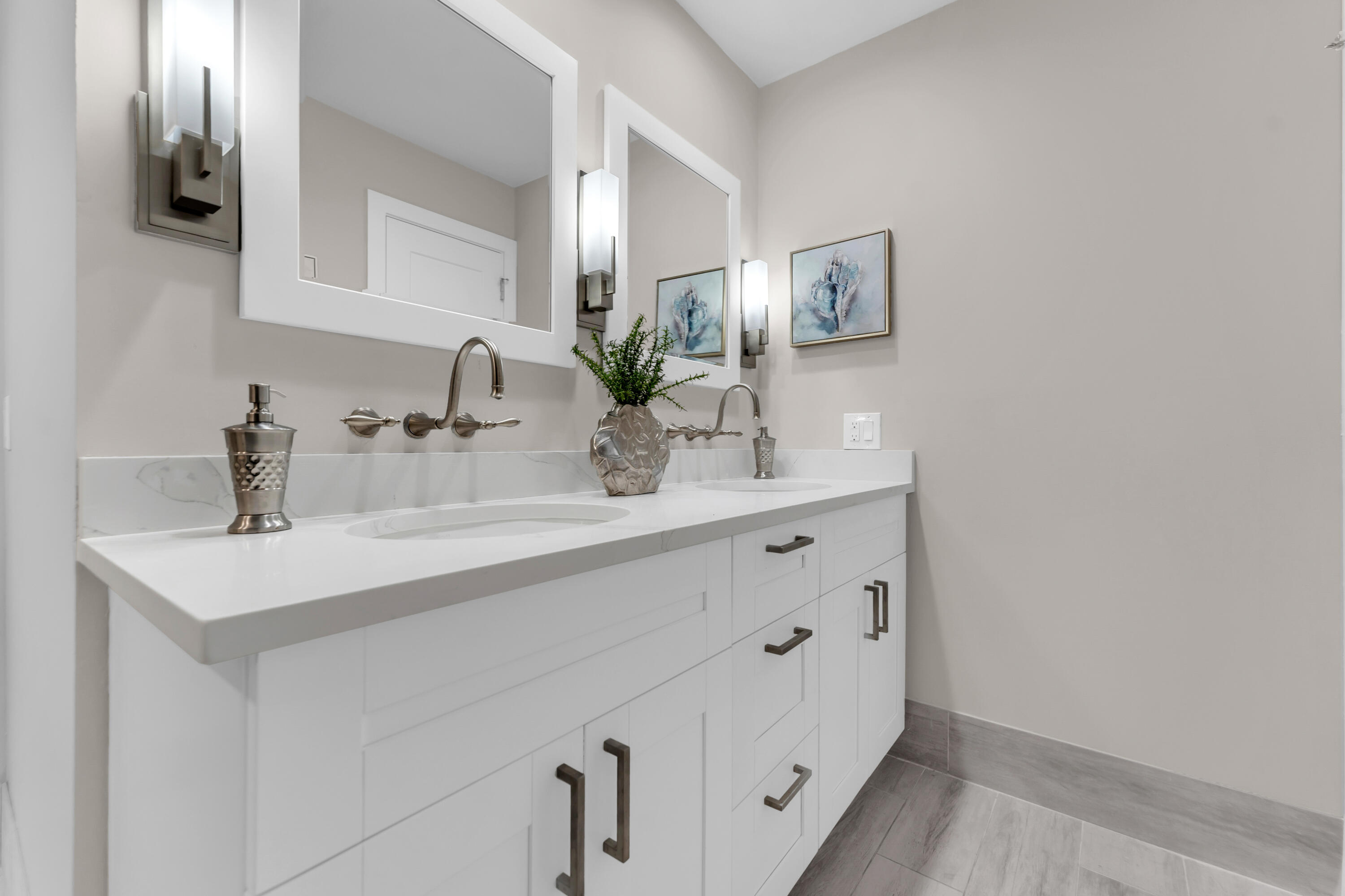 ESTANCIA - Residential