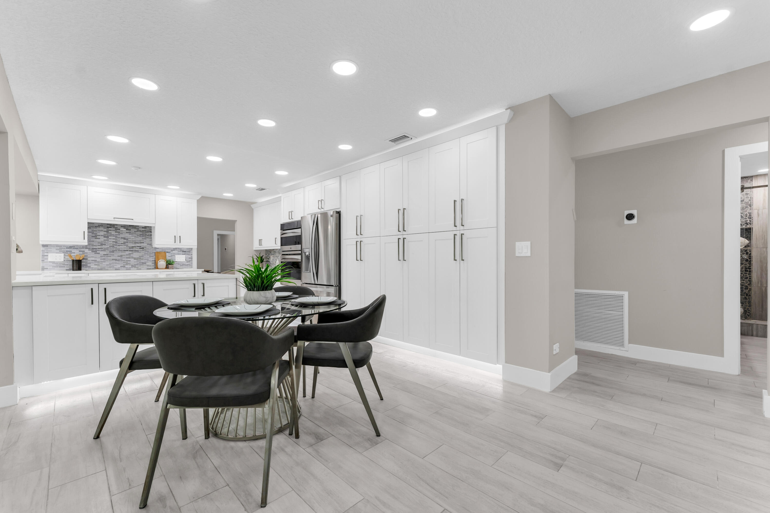 ESTANCIA - Residential