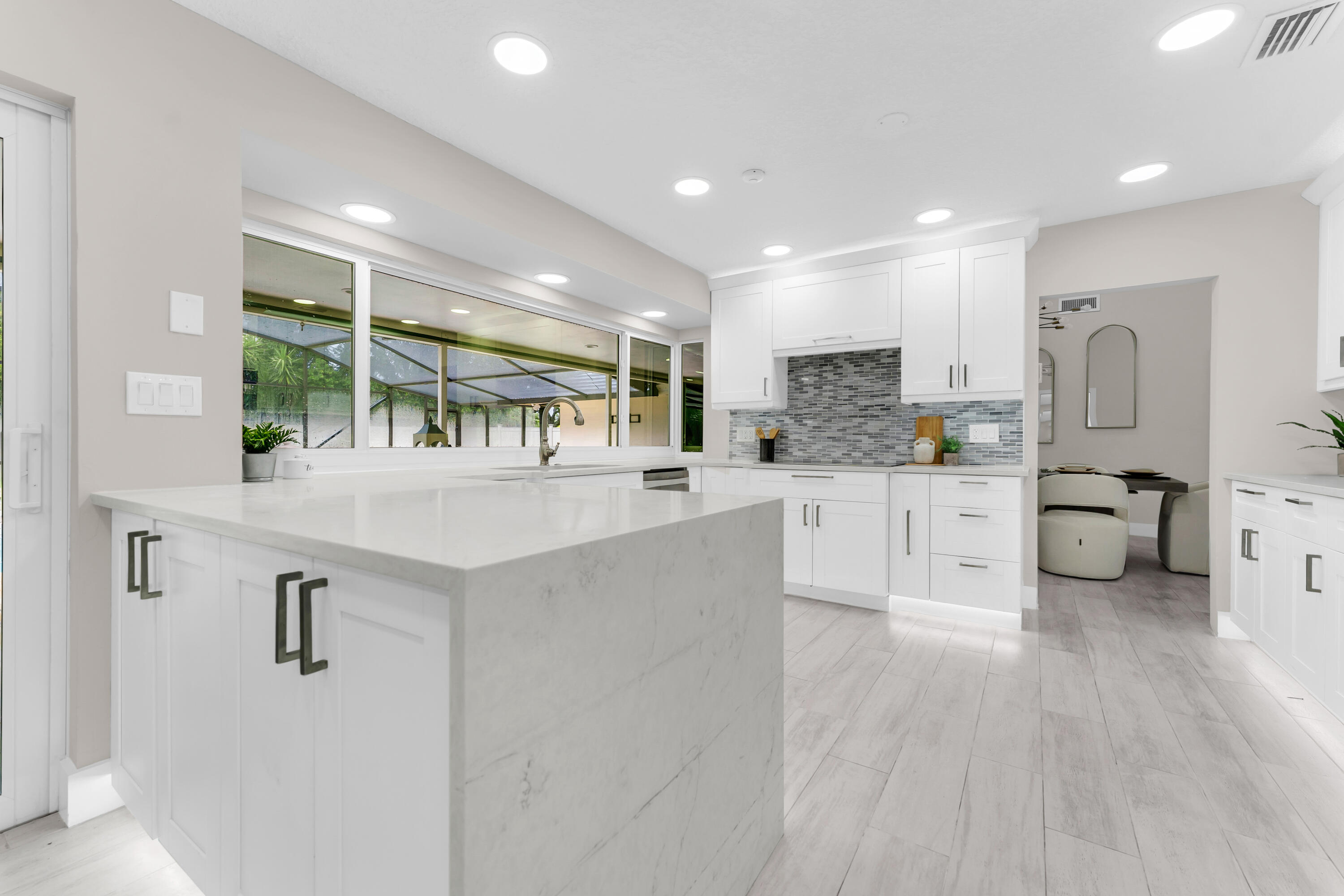 ESTANCIA - Residential