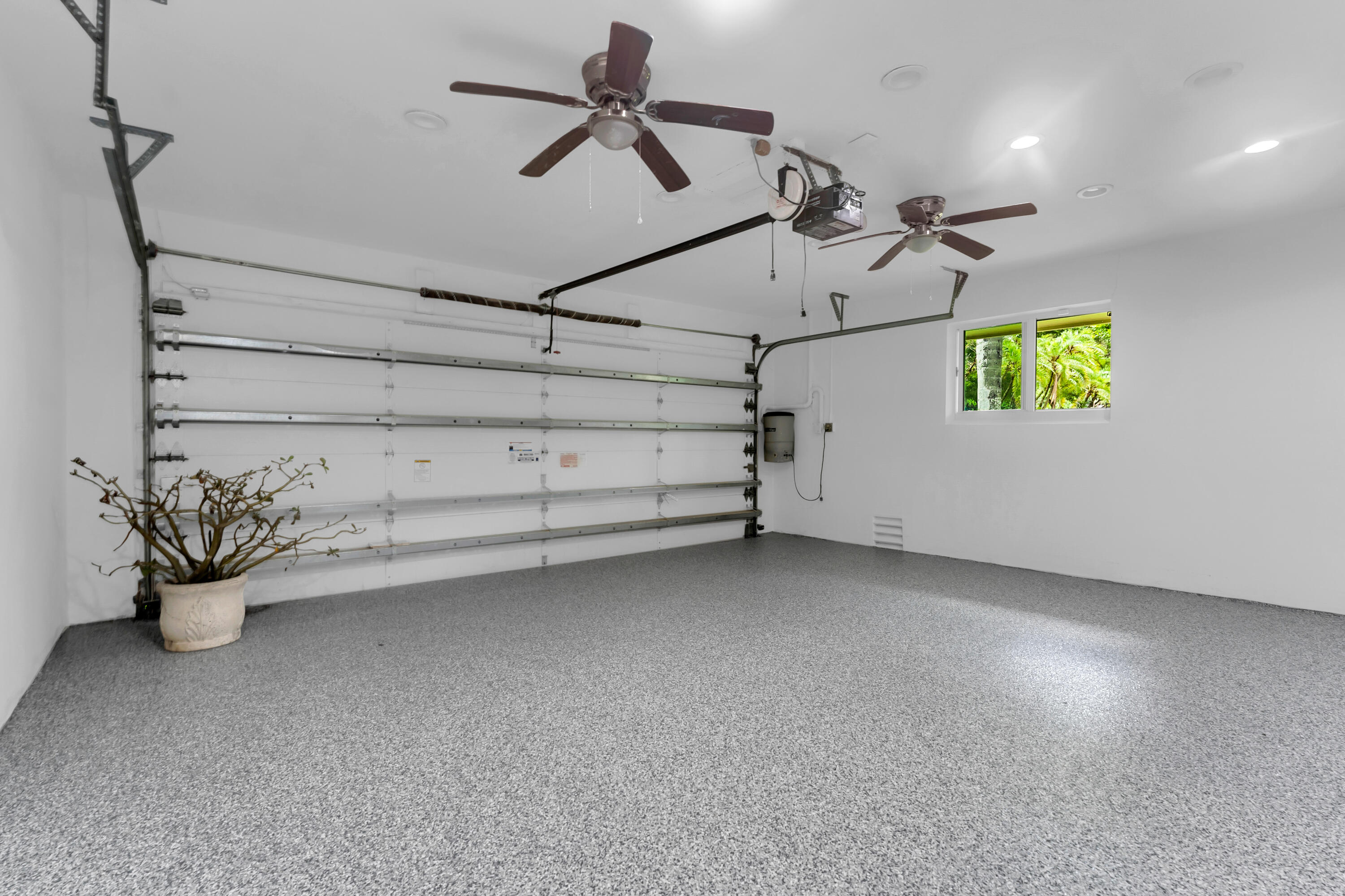 ESTANCIA - Residential
