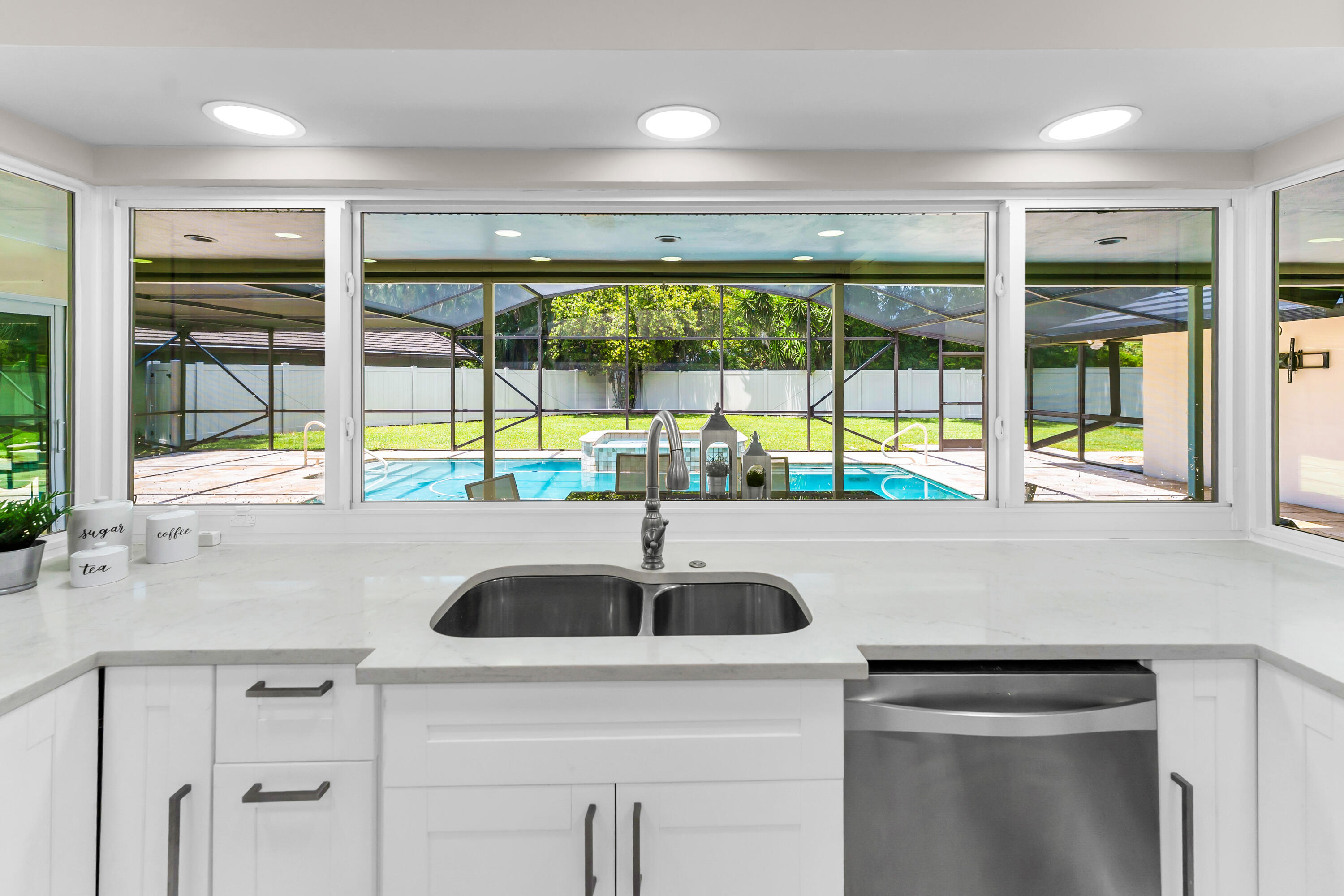 ESTANCIA - Residential