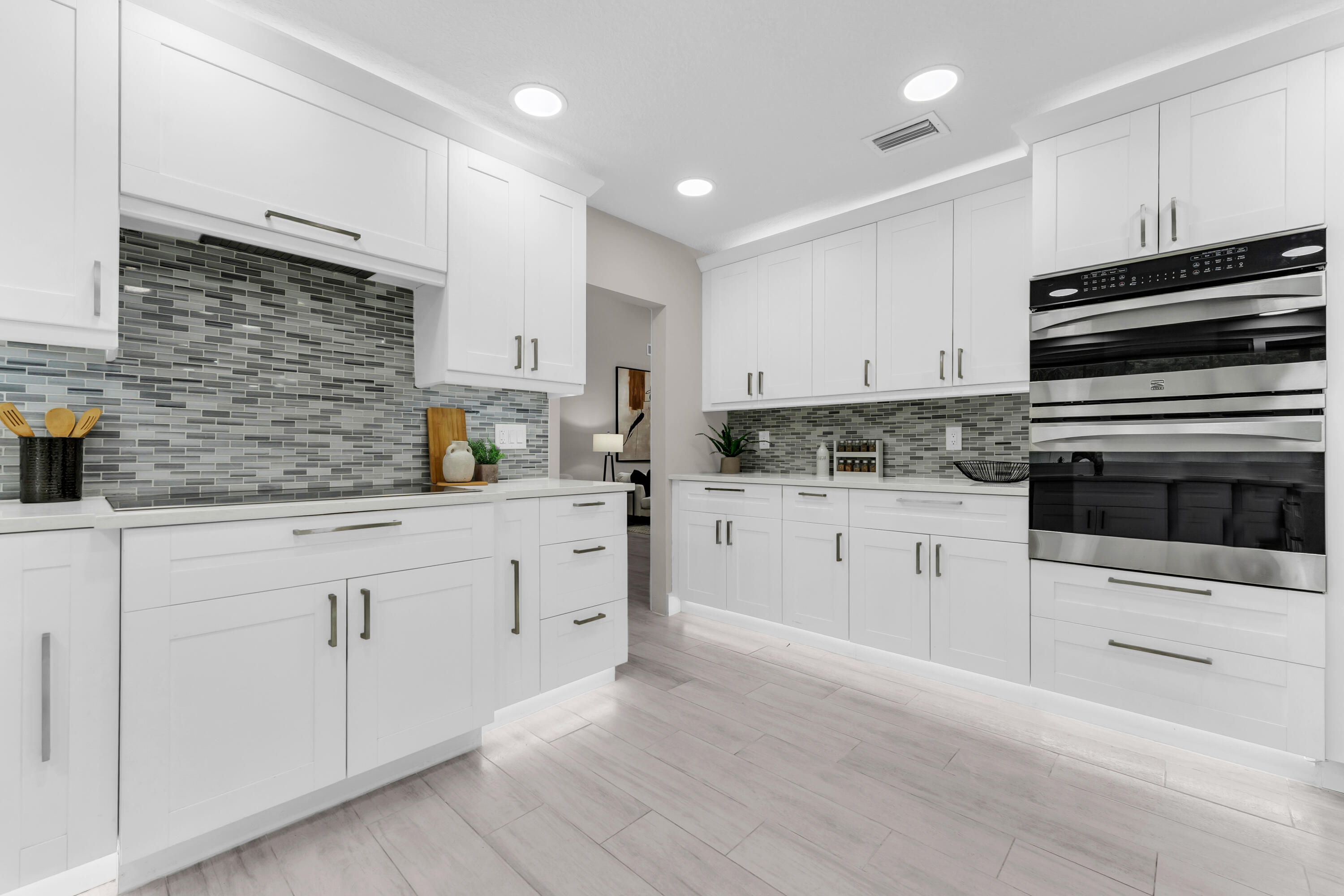 ESTANCIA - Residential