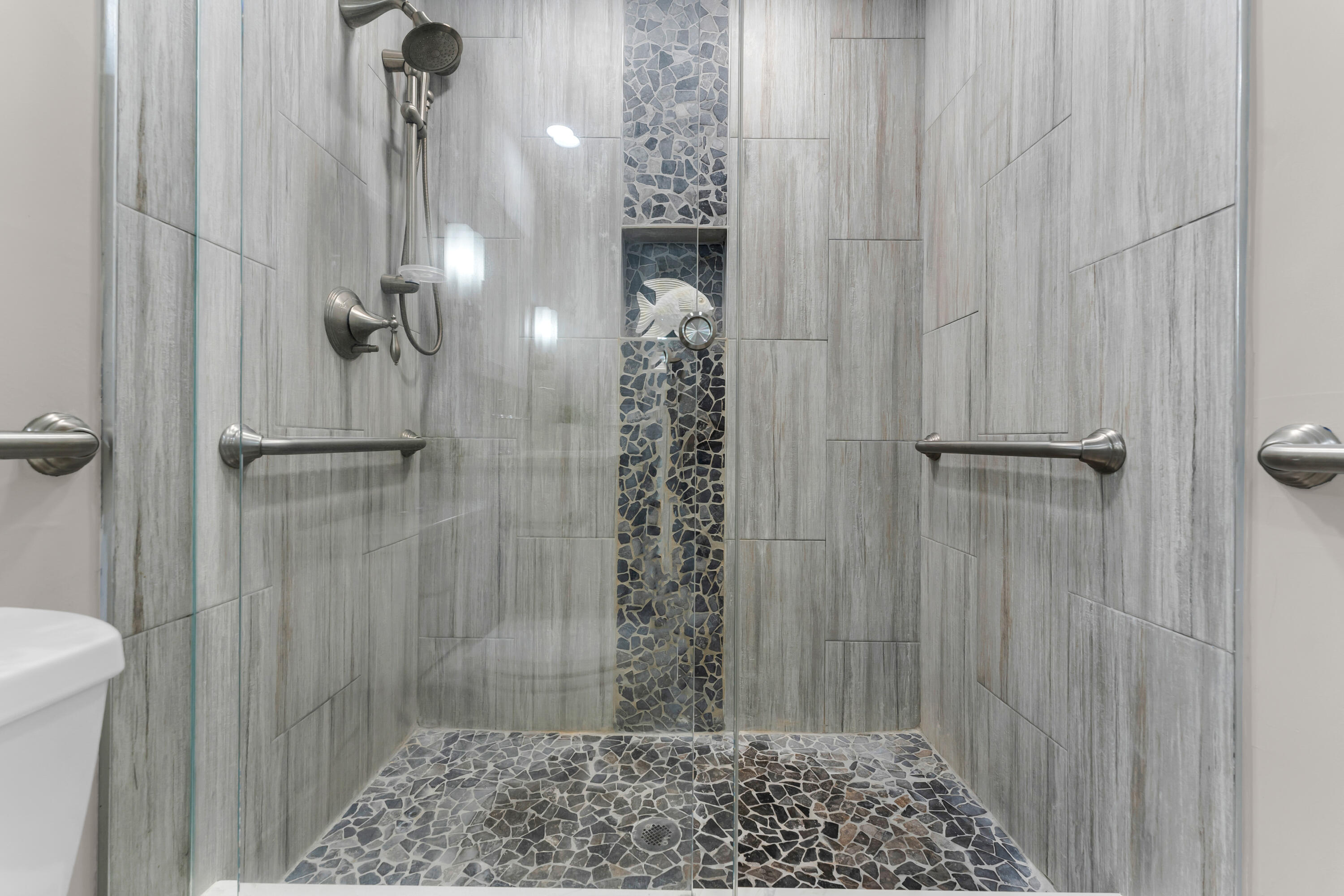ESTANCIA - Residential