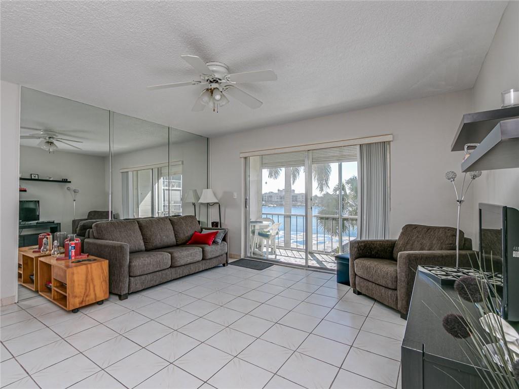 YACHT HARBOR COOP - Residential