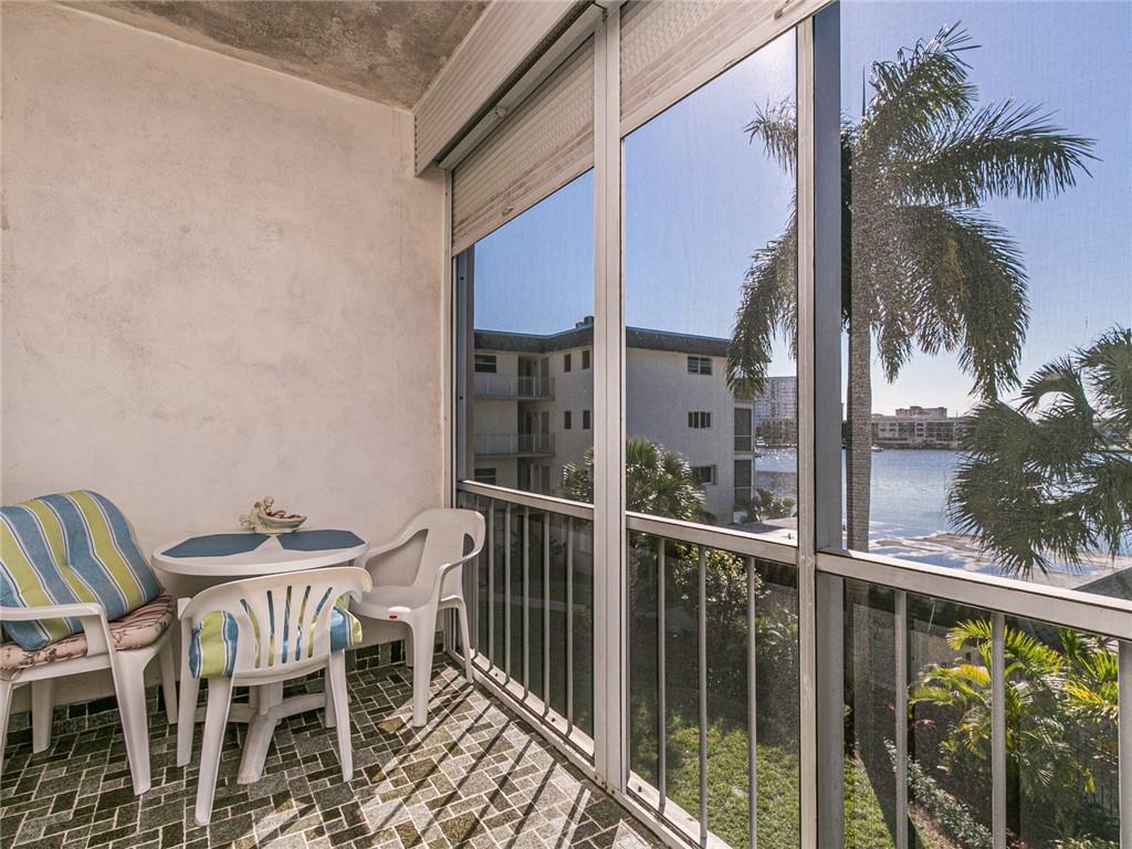 YACHT HARBOR COOP - Residential