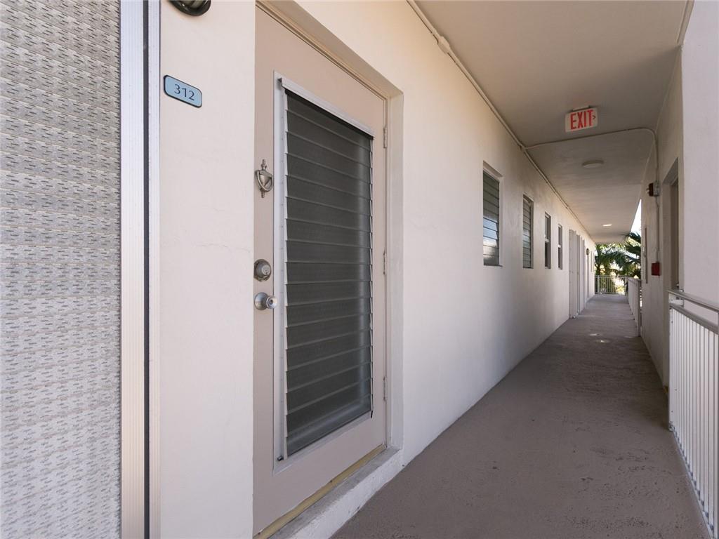 YACHT HARBOR COOP - Residential