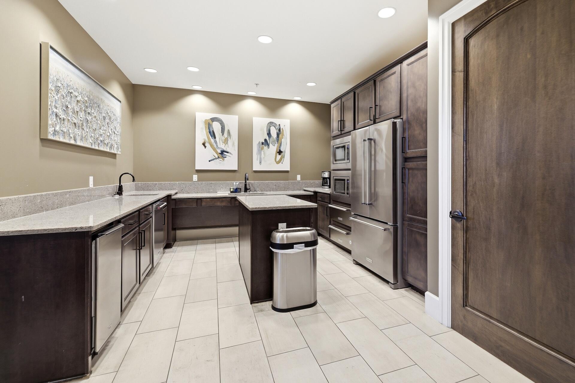 SONOMA ISLES - Residential