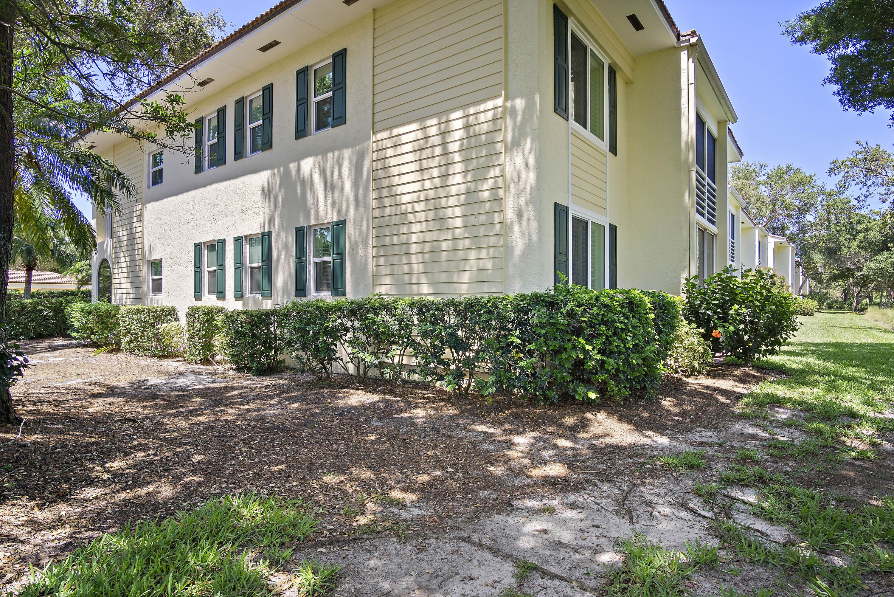 Harbour Ridge Yacht and Country Club - POND APPLE - Residential