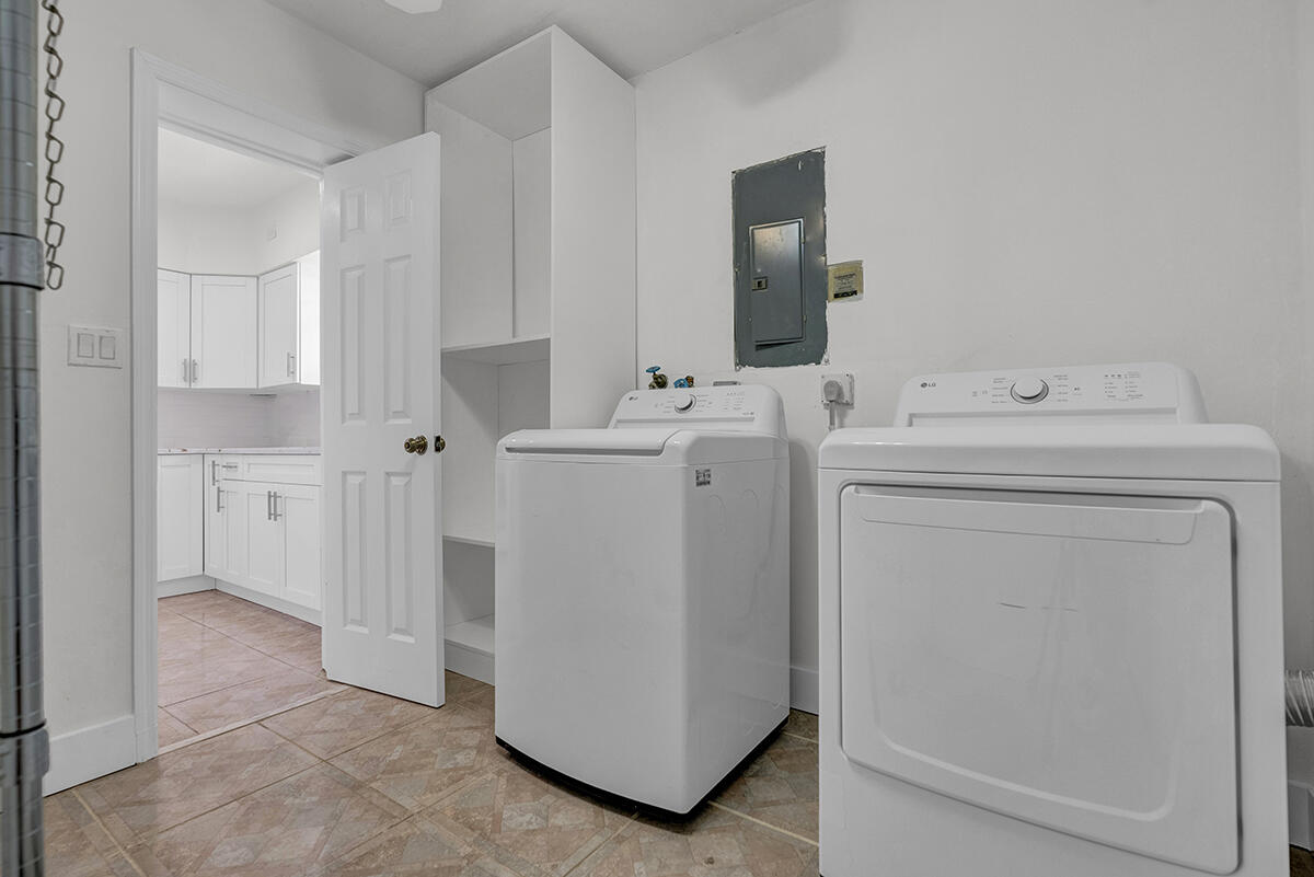 BREEZE HAVEN NO 2 - Residential