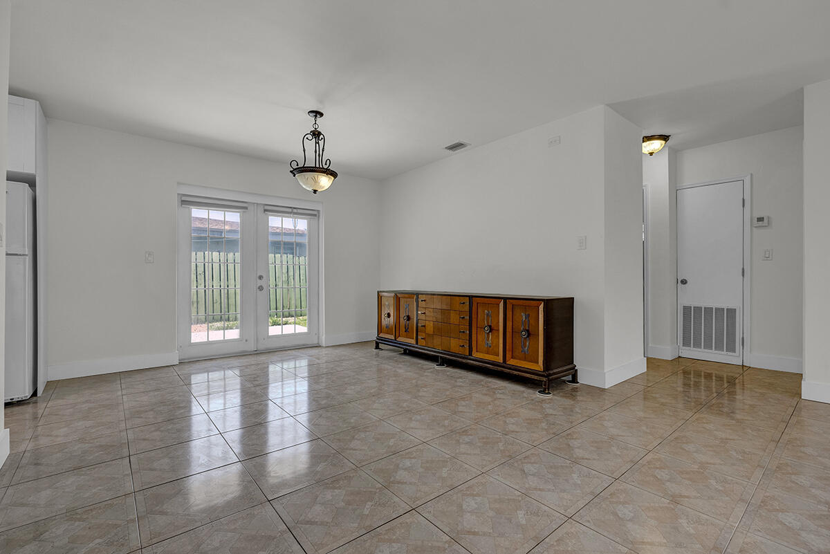 BREEZE HAVEN NO 2 - Residential