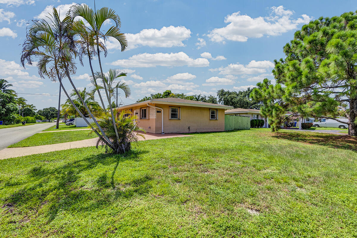 BREEZE HAVEN NO 2 - Residential