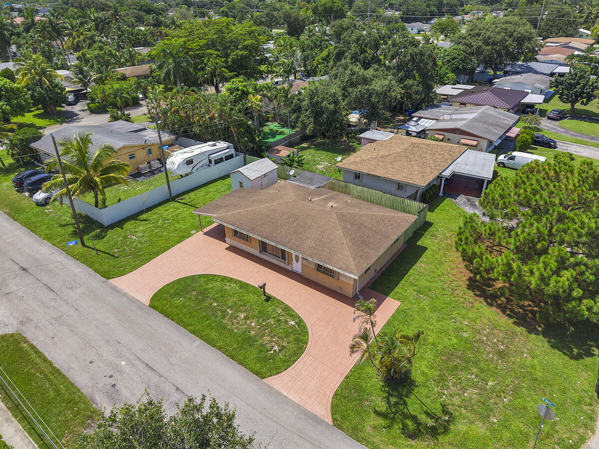 BREEZE HAVEN NO 2 - Residential