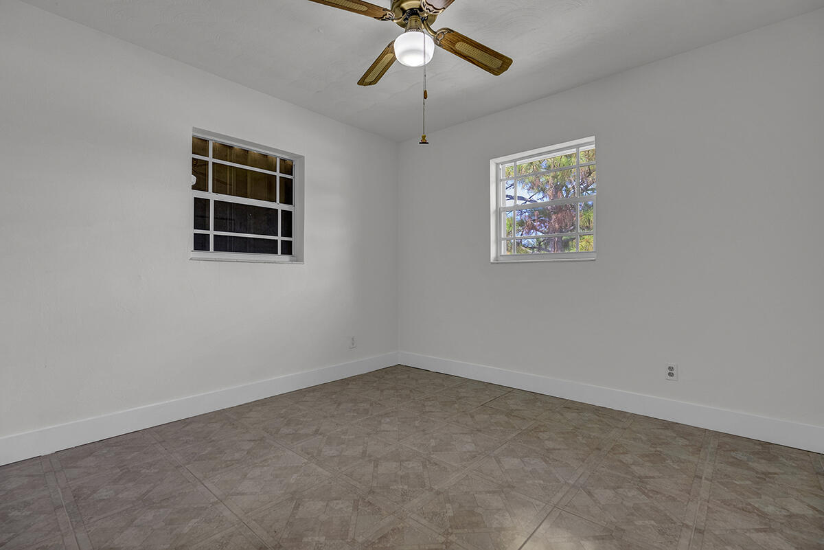 BREEZE HAVEN NO 2 - Residential