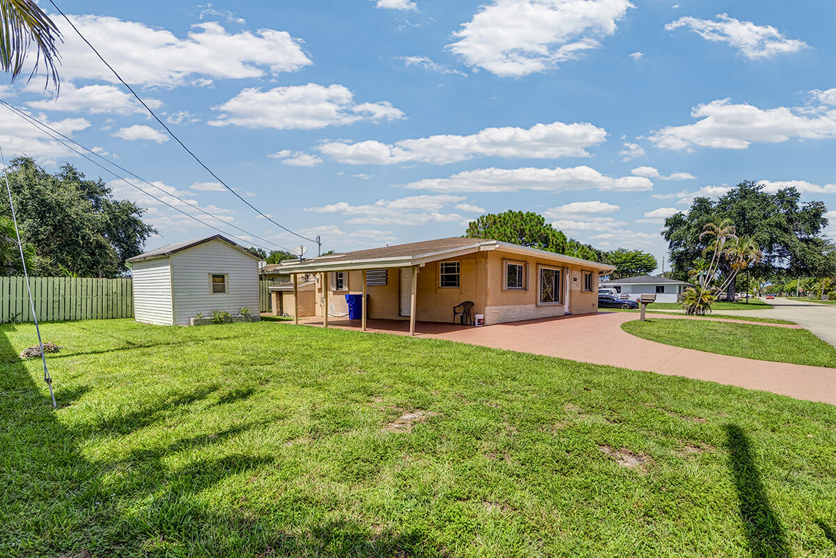 BREEZE HAVEN NO 2 - Residential