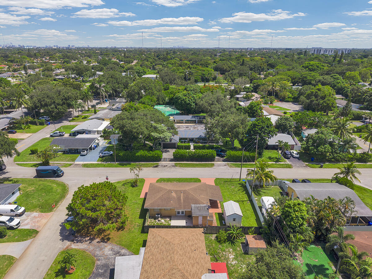 BREEZE HAVEN NO 2 - Residential