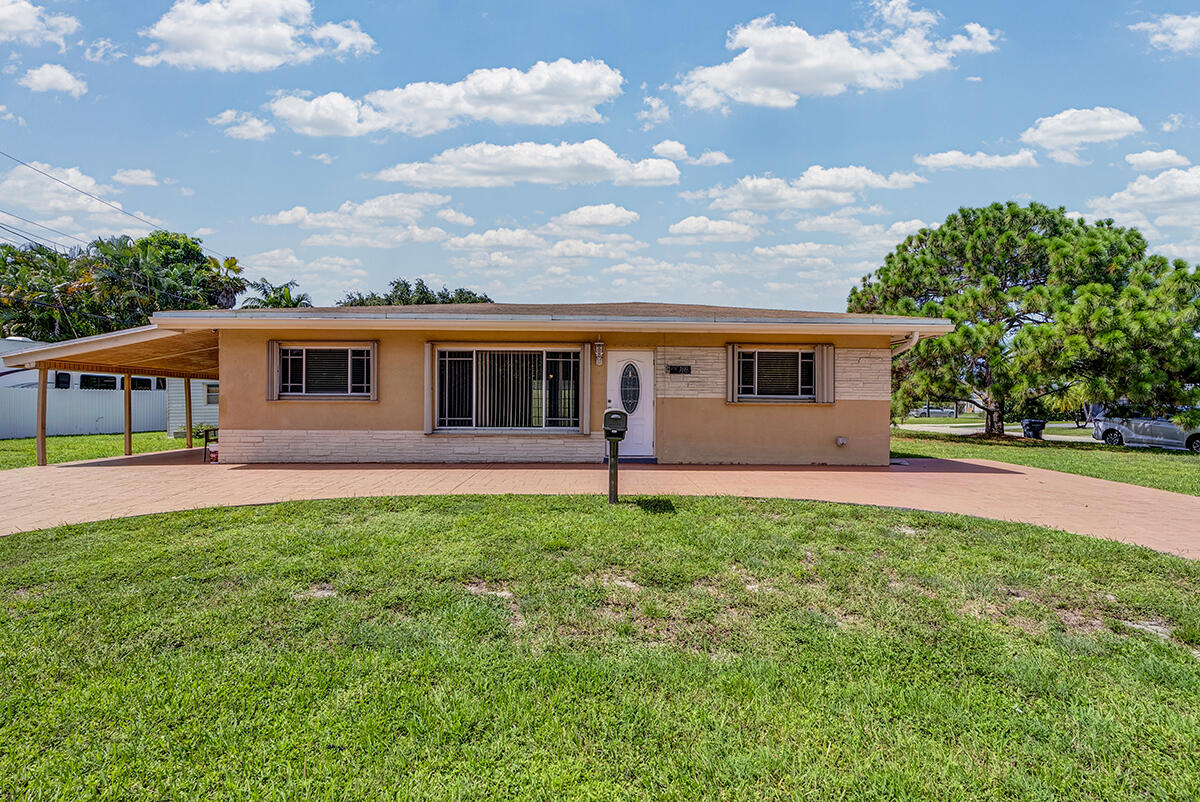 BREEZE HAVEN NO 2 - Residential