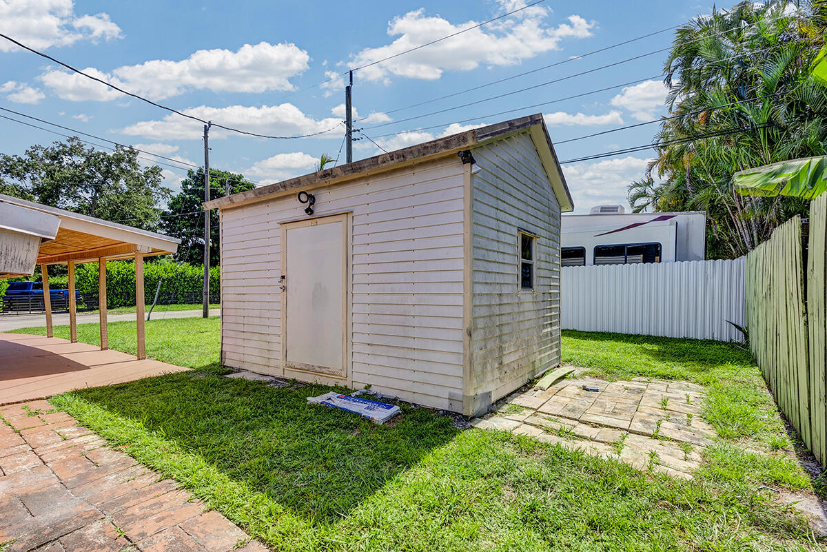 BREEZE HAVEN NO 2 - Residential