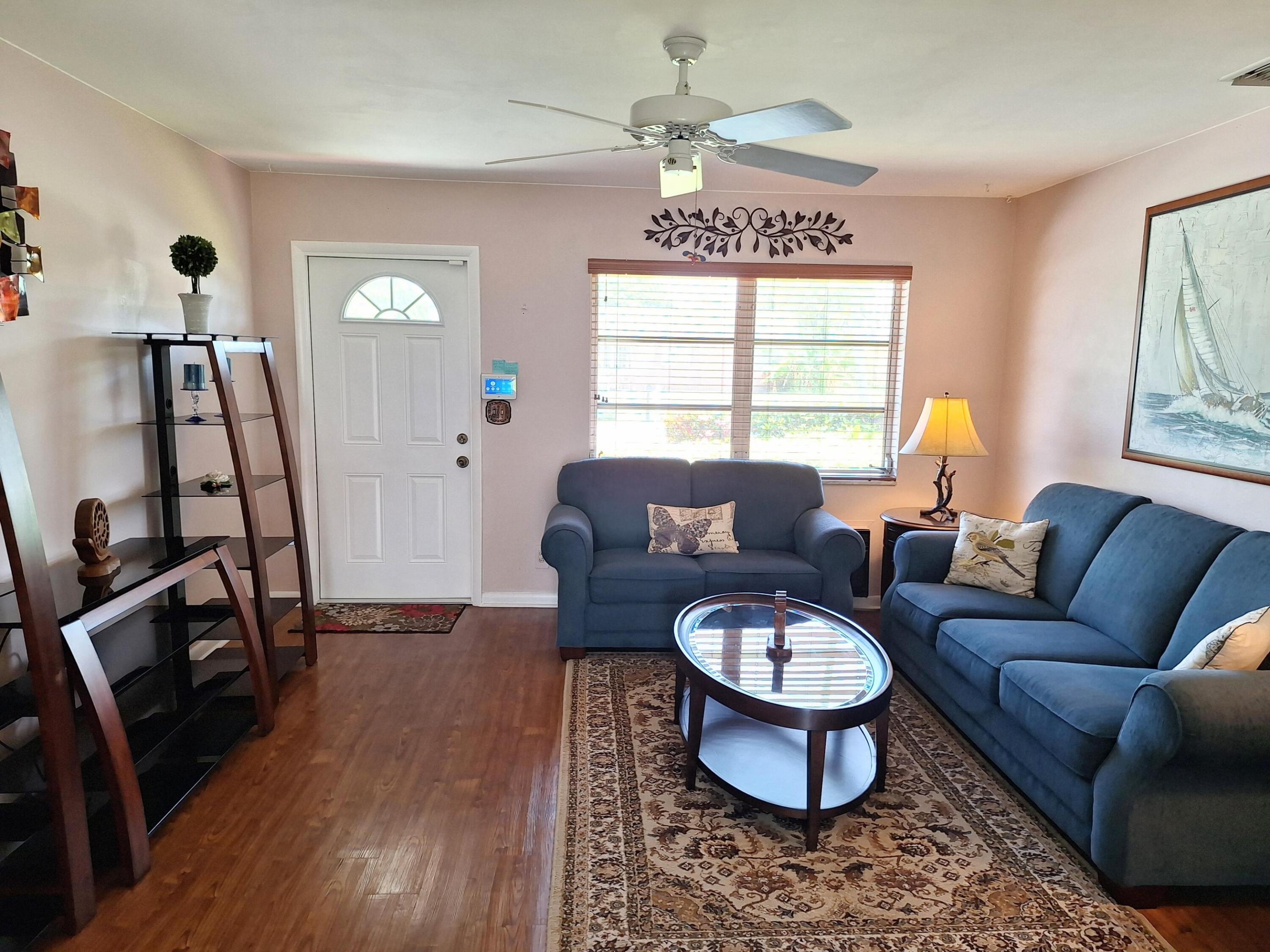 ROYAL PINES - Residential