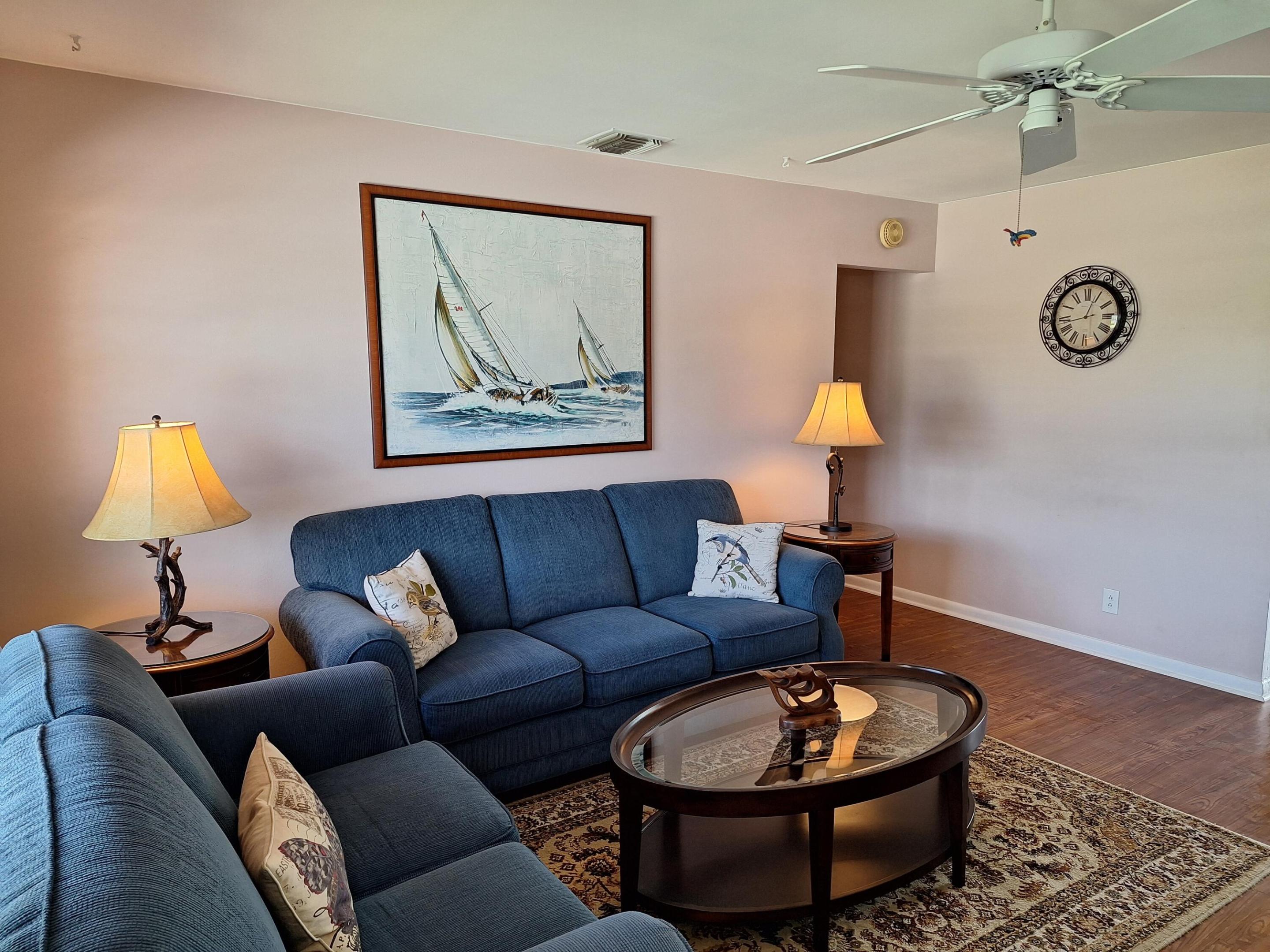 ROYAL PINES - Residential