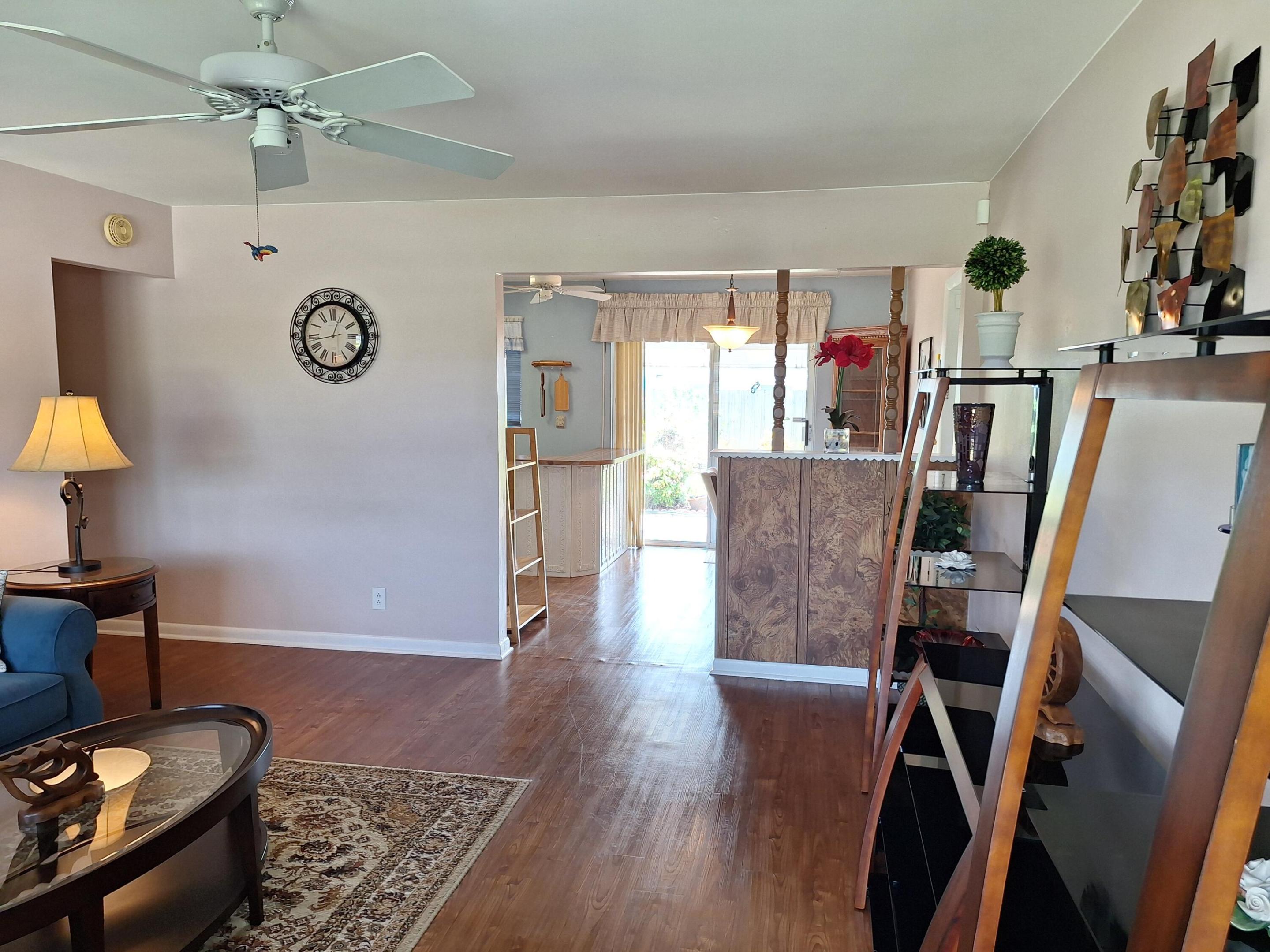 ROYAL PINES - Residential