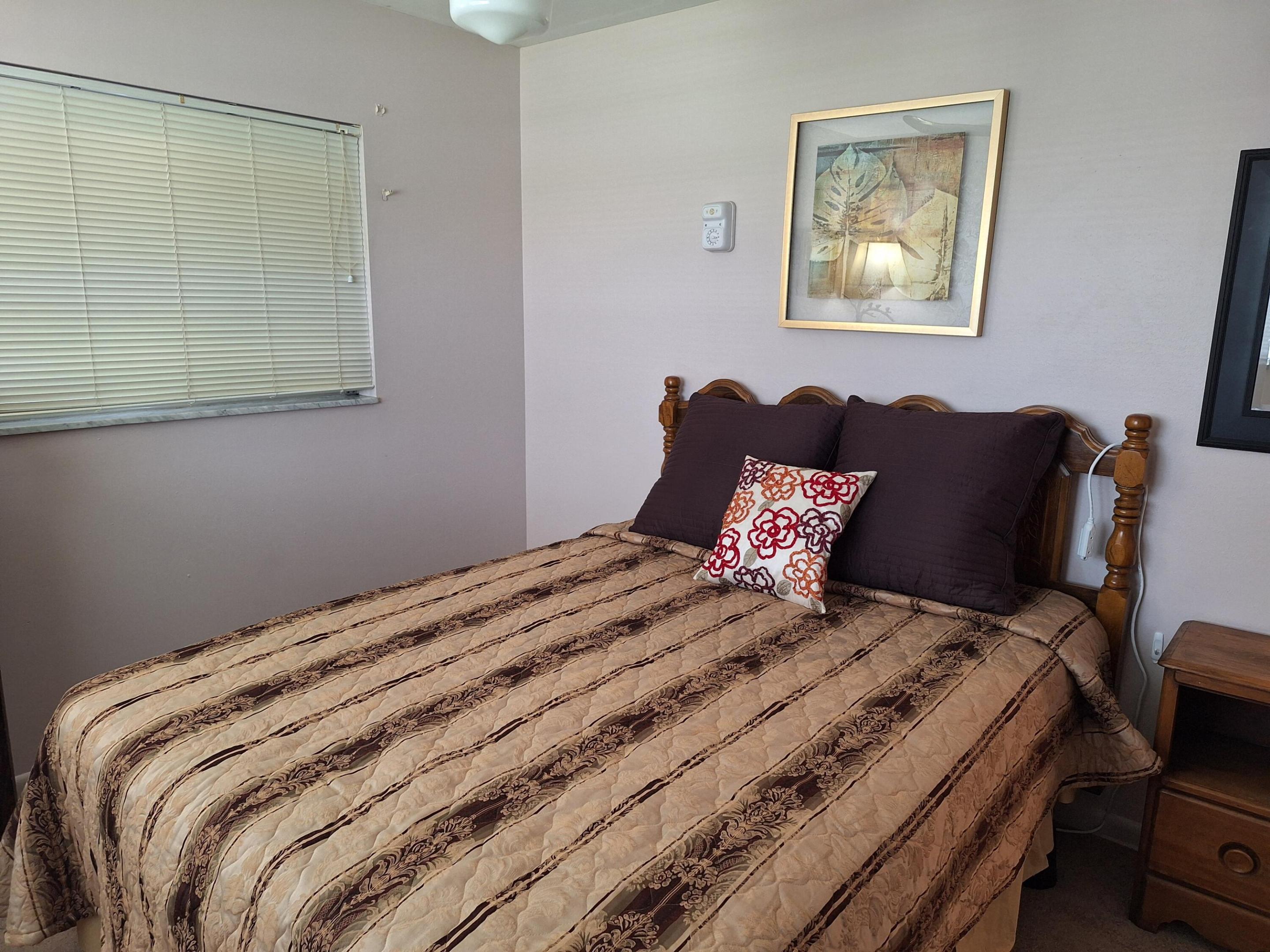 ROYAL PINES - Residential