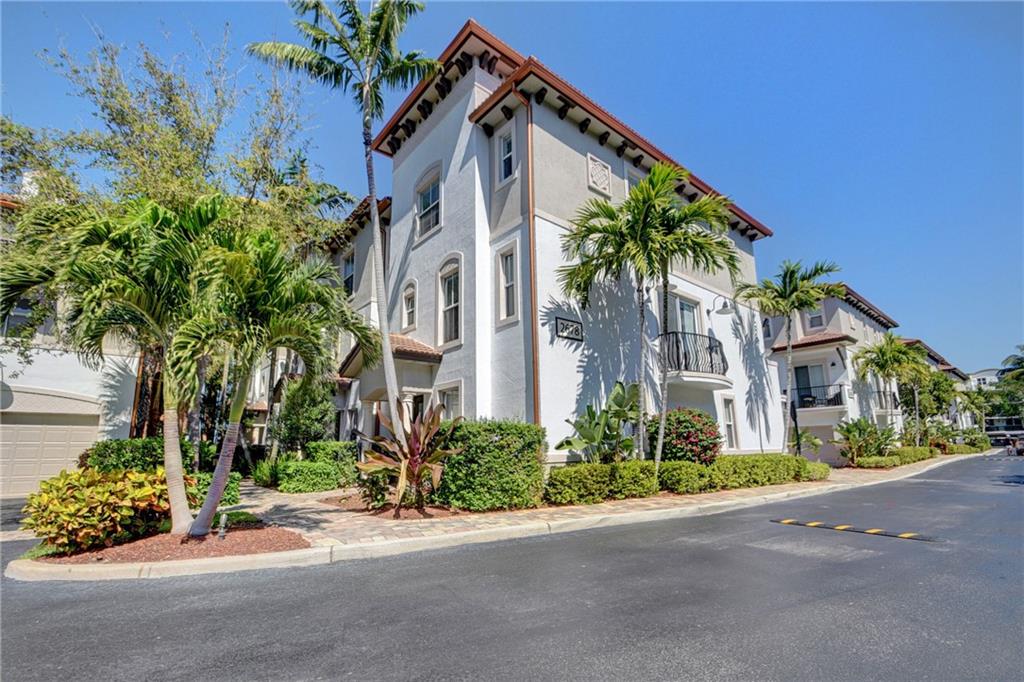 Peninsula on the Intracoa - Residential