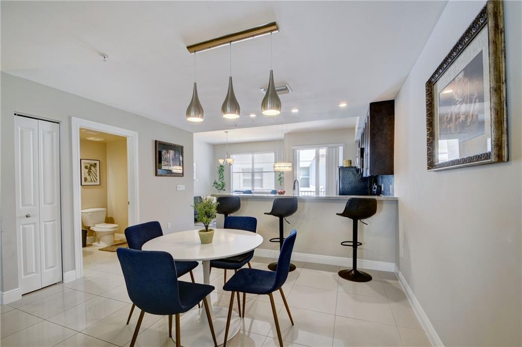 Peninsula on the Intracoa - Residential
