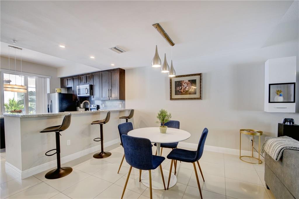 Peninsula on the Intracoa - Residential