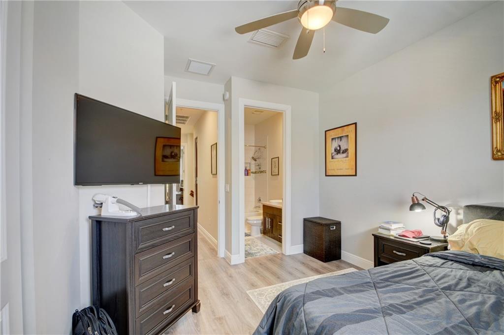Peninsula on the Intracoa - Residential