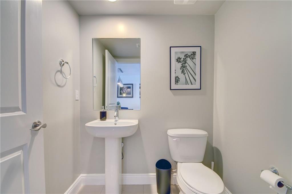 Peninsula on the Intracoa - Residential