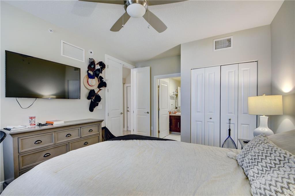 Peninsula on the Intracoa - Residential