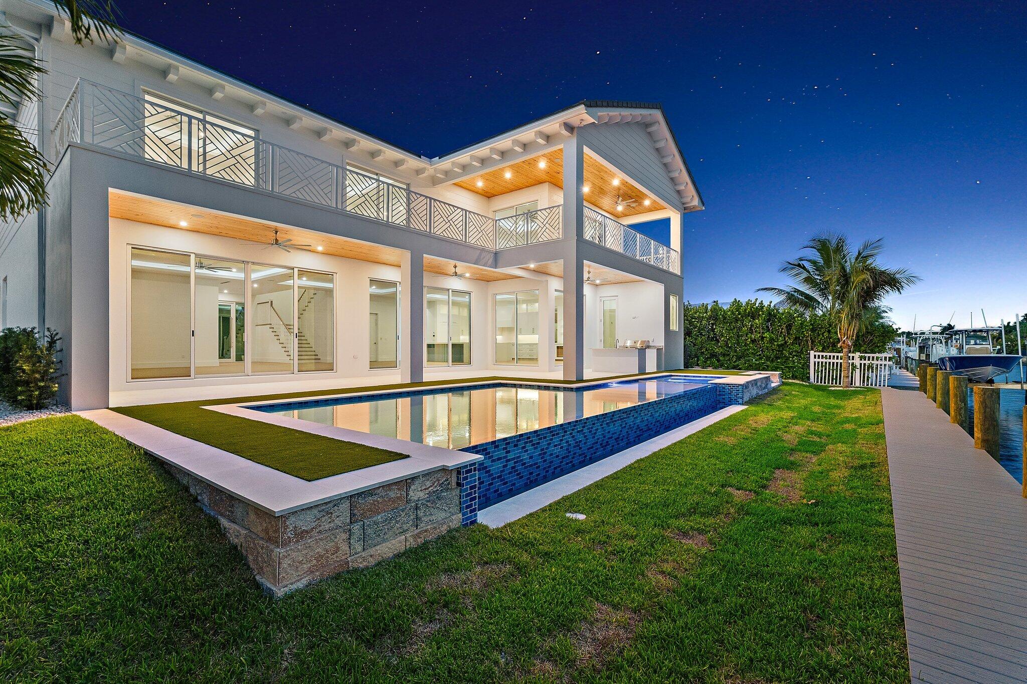 COUNTRY CLUB POINT - Residential
