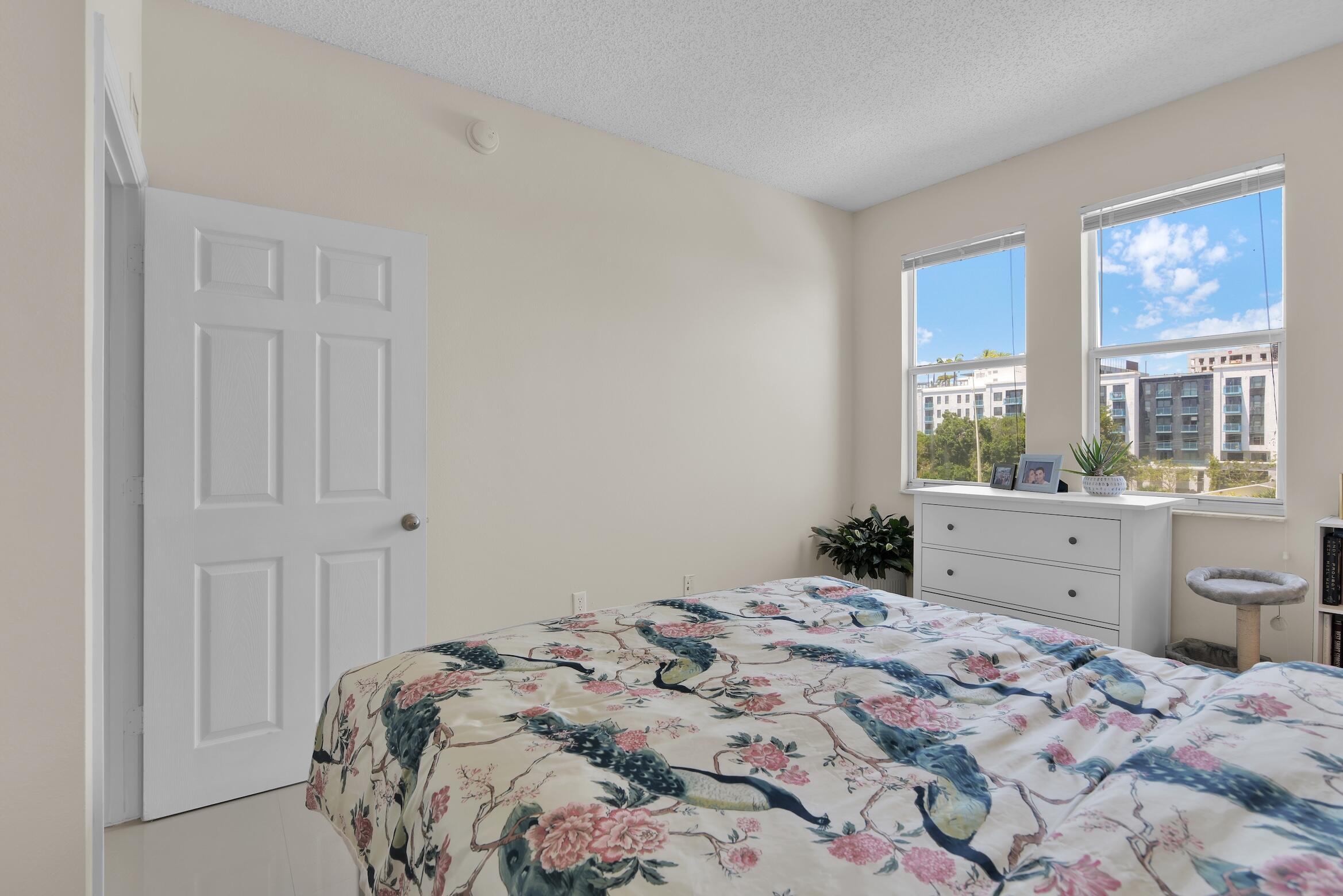 SOLE AT FORT LAUDERDALE CONDO - Residential Lease