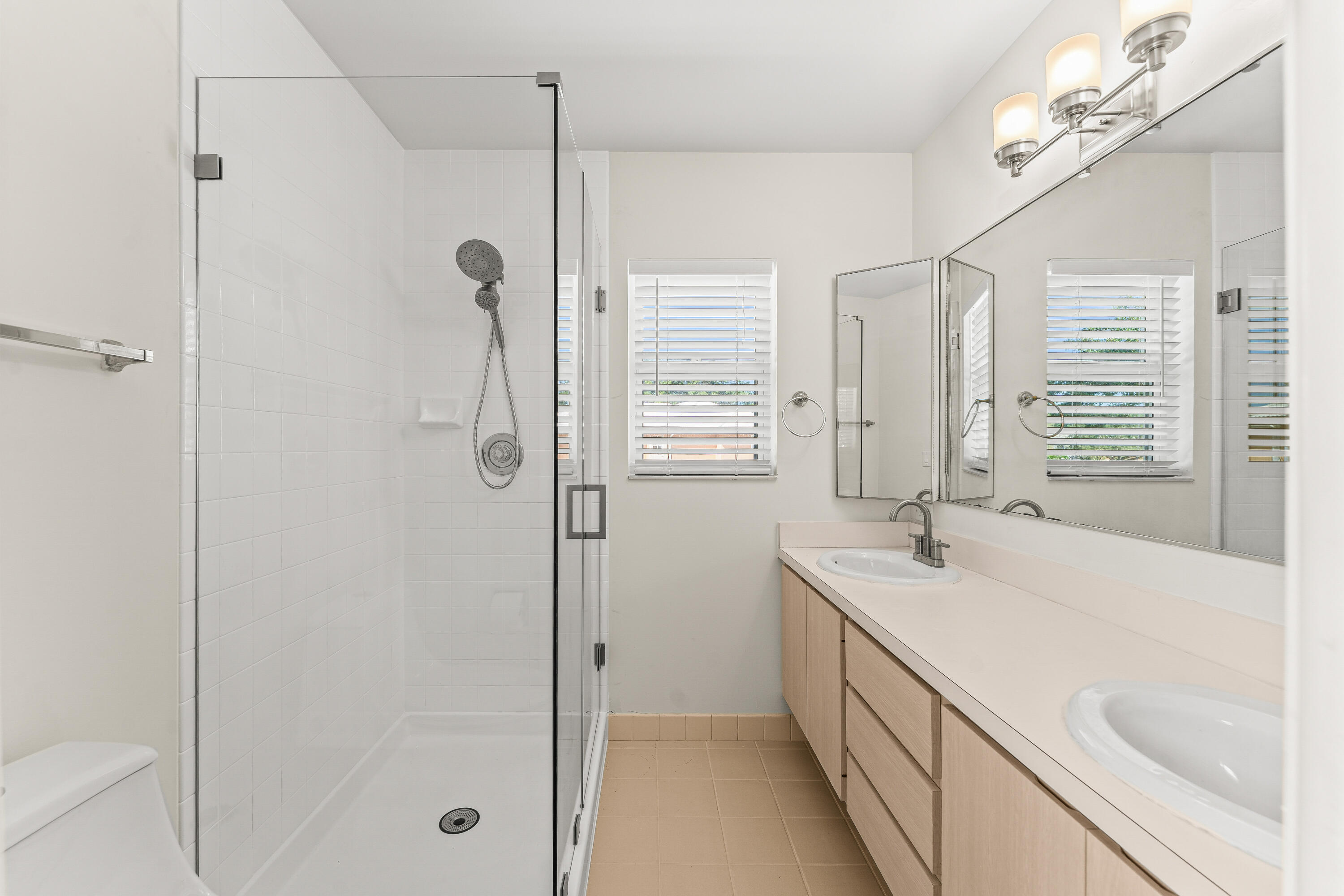 STAMFORD AT THE VILLAGES - Residential