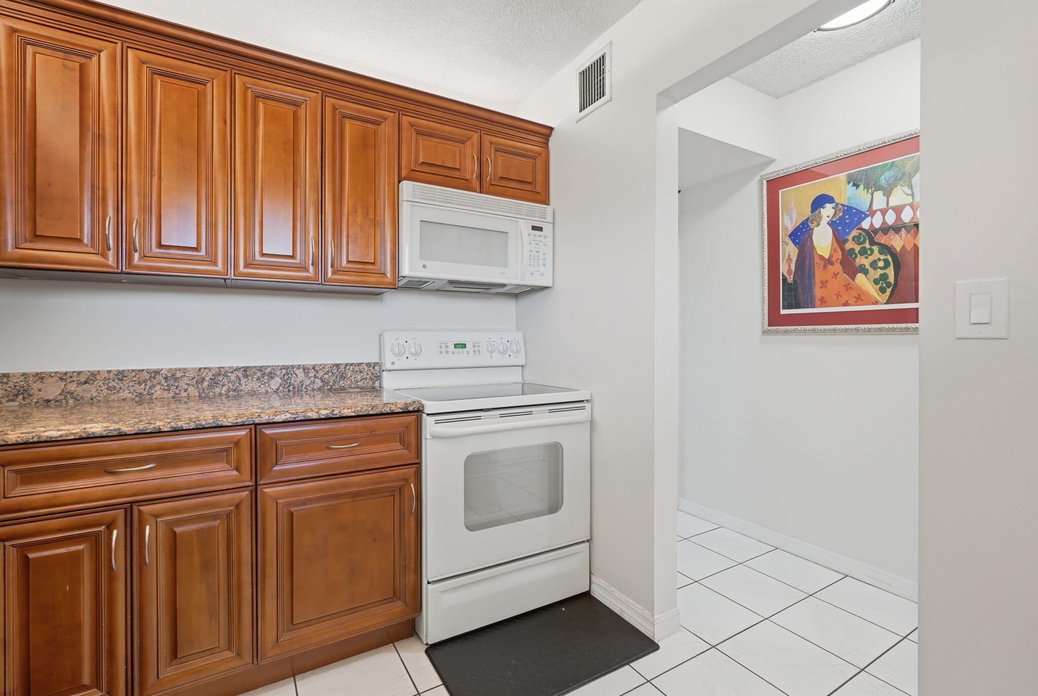 LAKE CLARKE GARDENS CONDO 18 - Residential