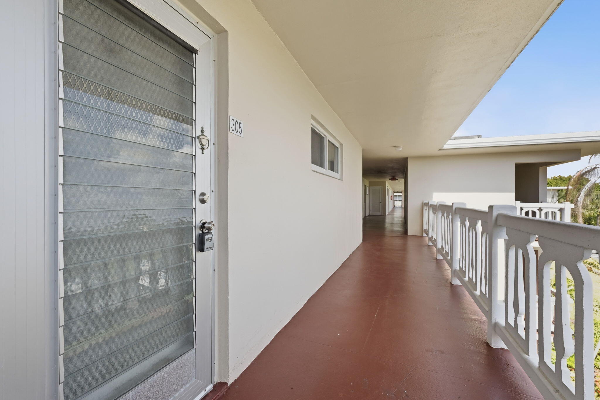 LAKE CLARKE GARDENS CONDO 18 - Residential