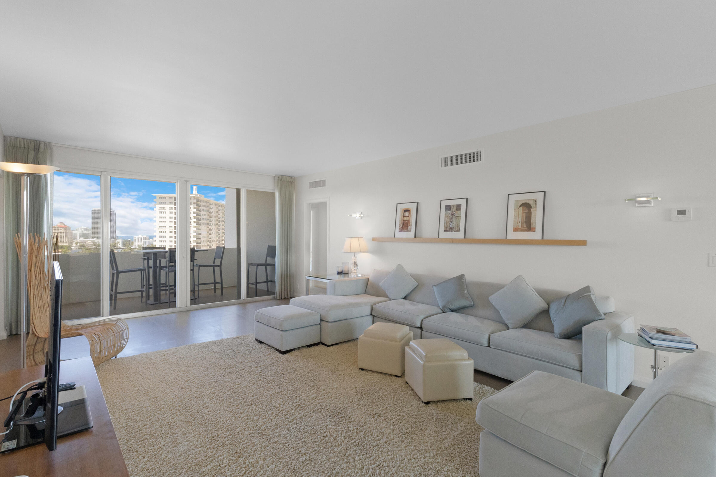 FOUR SEASONS CONDO - Residential