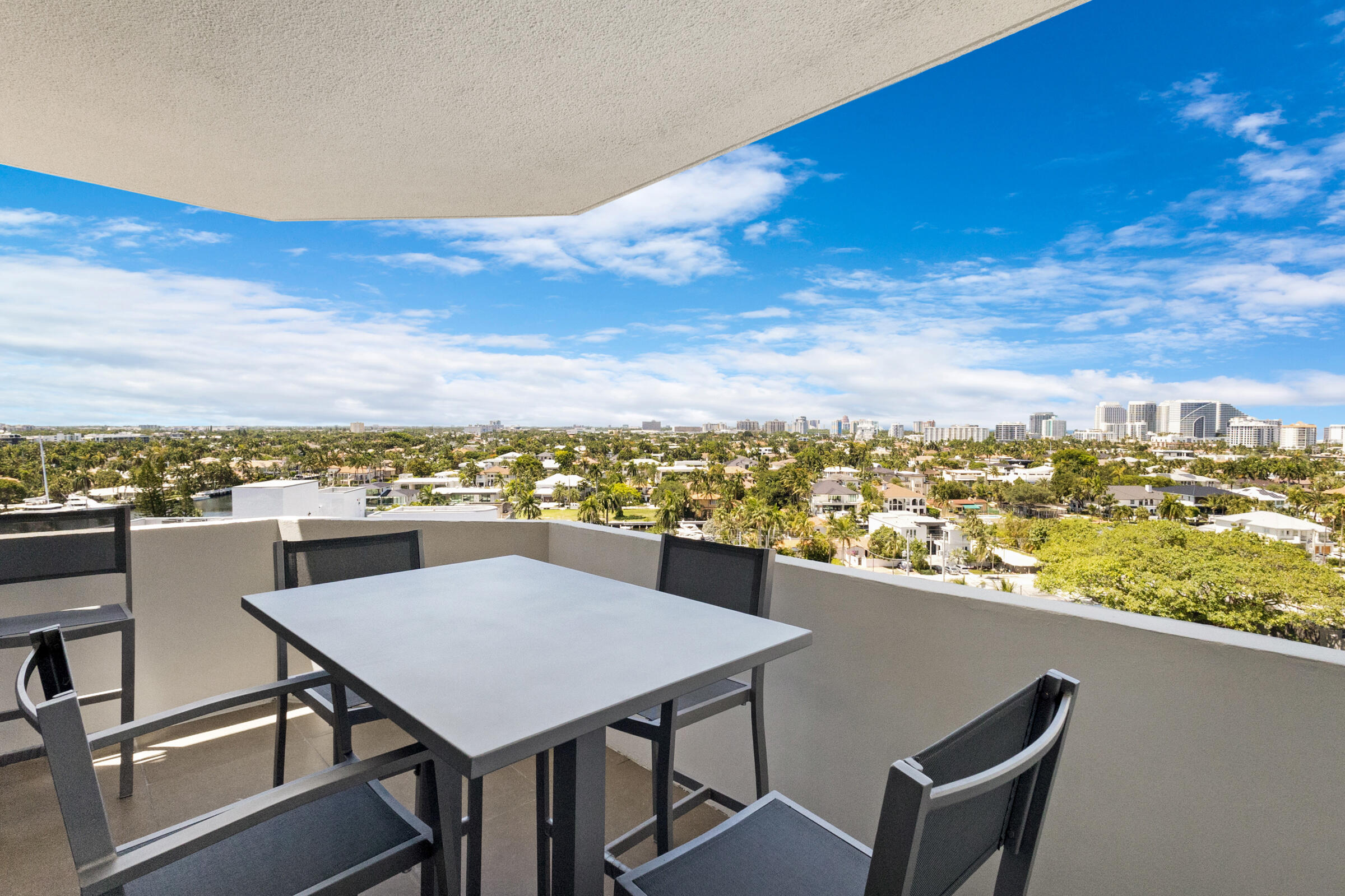 FOUR SEASONS CONDO - Residential