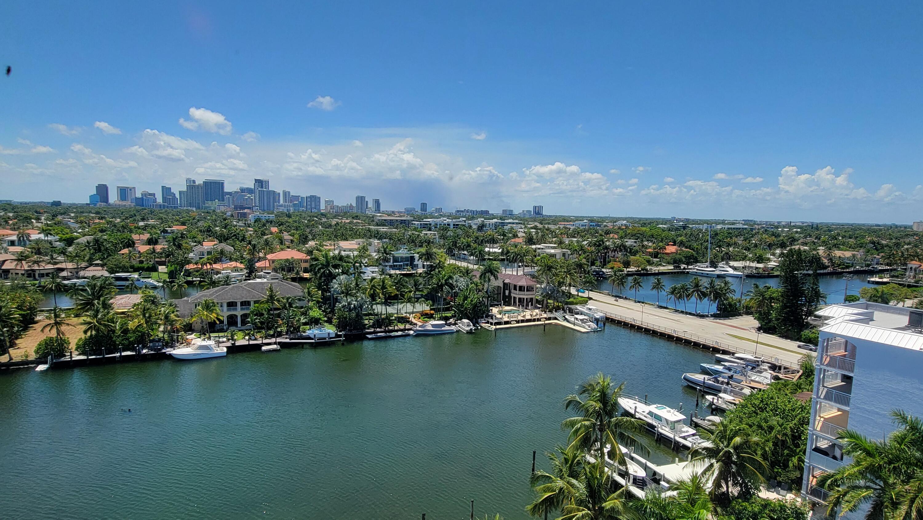 FOUR SEASONS CONDO - Residential